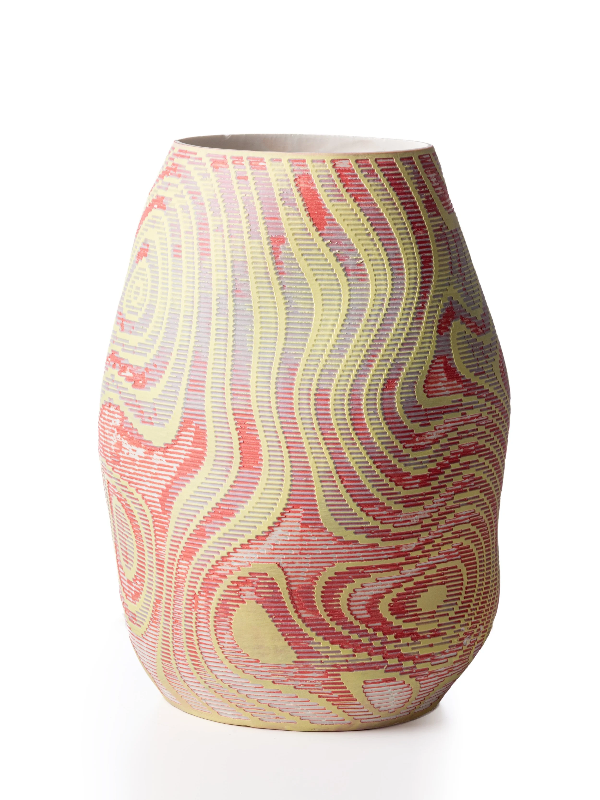 JUENGERKUEHN_Soft-Touch-Vase-1_2024_Porcelain_22x17x17cm_£700_img00.jpg