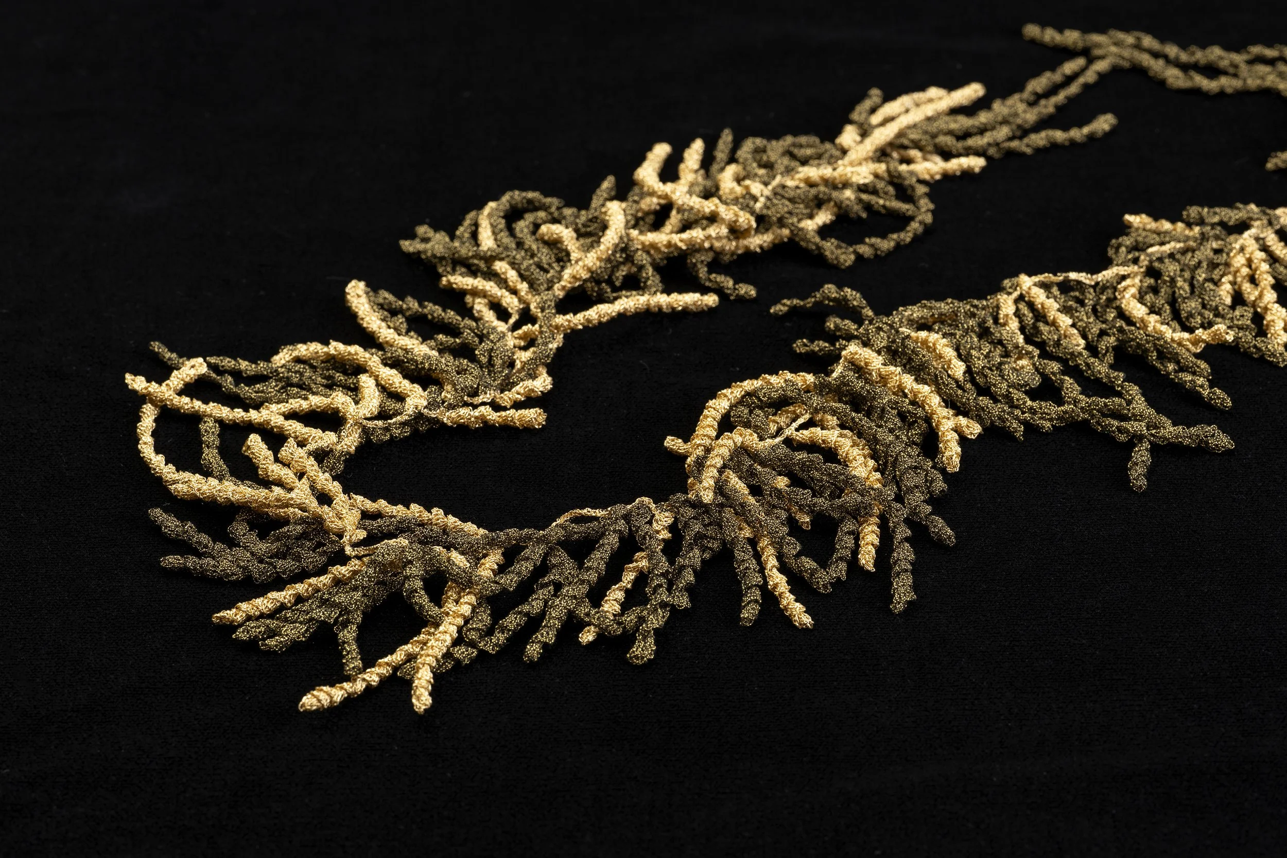SHOP_Catherine Buddle_Golden Hormosira Neckpiece detail.jpg