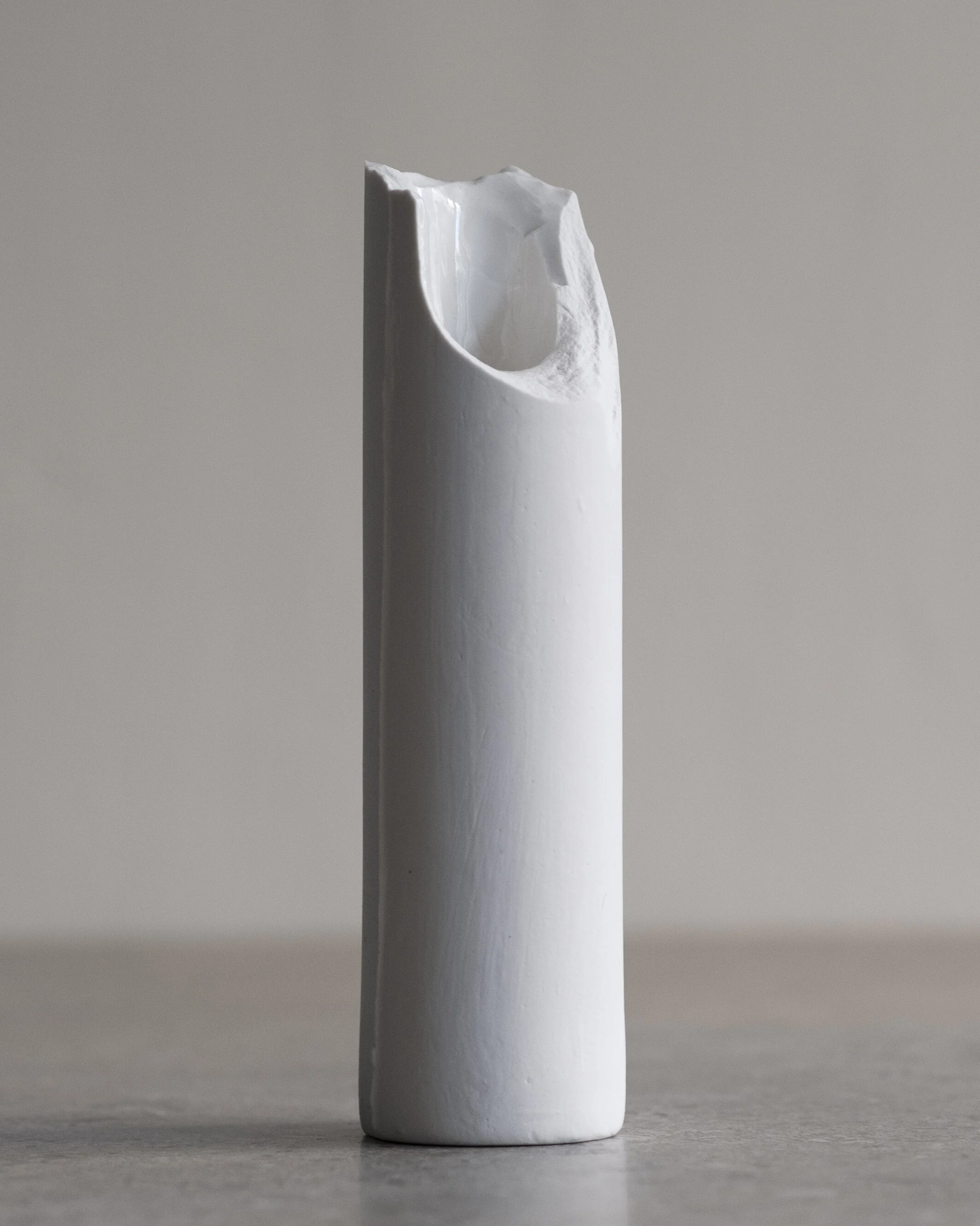 brutal_porcelain_medium vessel-2020-195mm_slipcasted_porcelain-noedition-150GBP.jpg