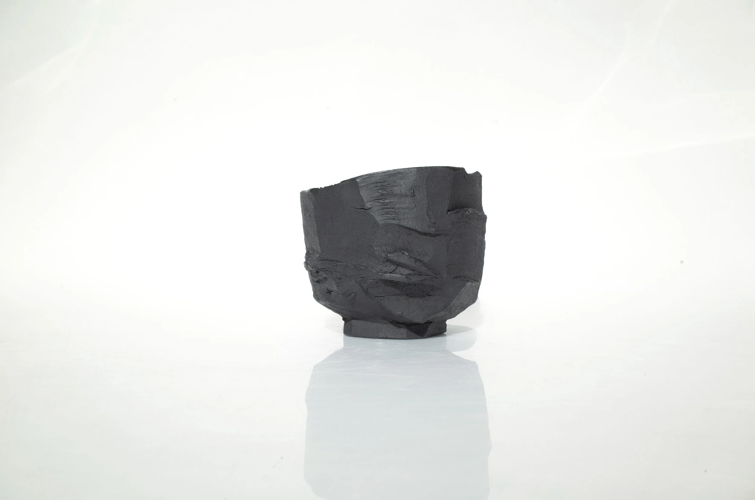 Kurinuki Pot-2020-10x11x9cm-hollowout_blackstoneware-0.9L-01-150p.JPG
