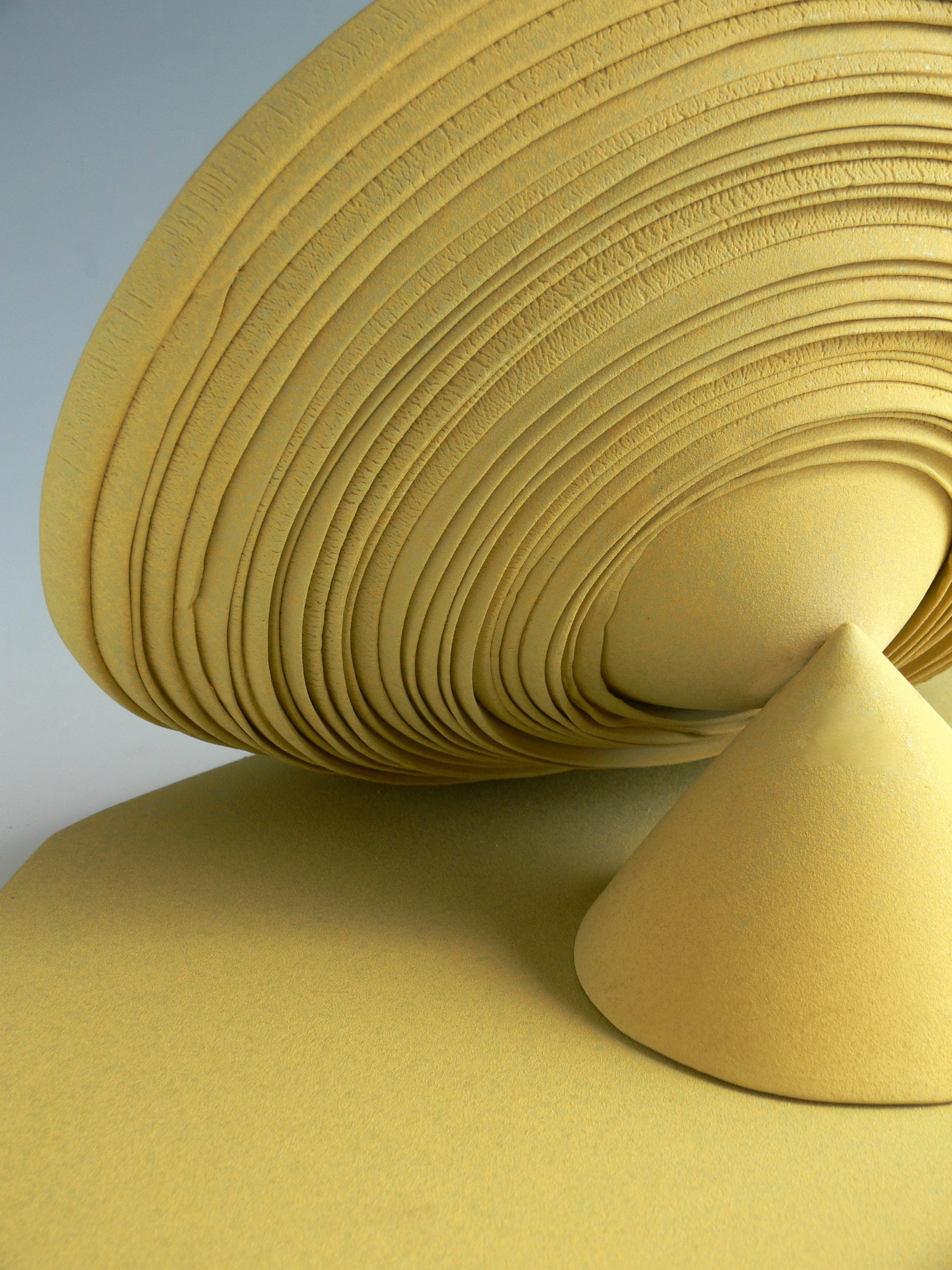 Copy of Galaxy_43x31x25cmH_3.4Kg_ceramic_2004_2.380GBP(1).jpg