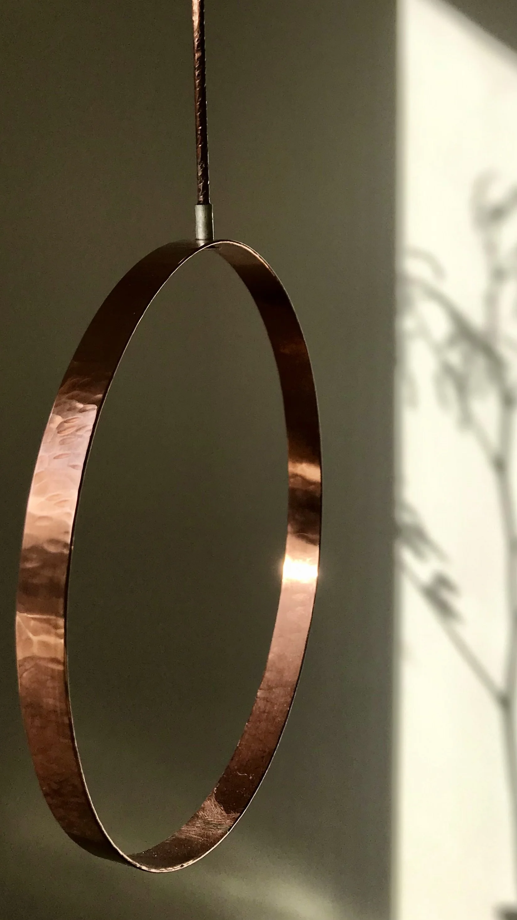 WEBSITE_CONSTELLATION #9_2022_H116xW38xD38cm_ONE-OF-A-KIND MOBILE SCULPTURE_COPPER,STERLING SILVER,ACRYLIC,WOOD, _0.5KG_800(£)CLOSEUP_2.jpeg