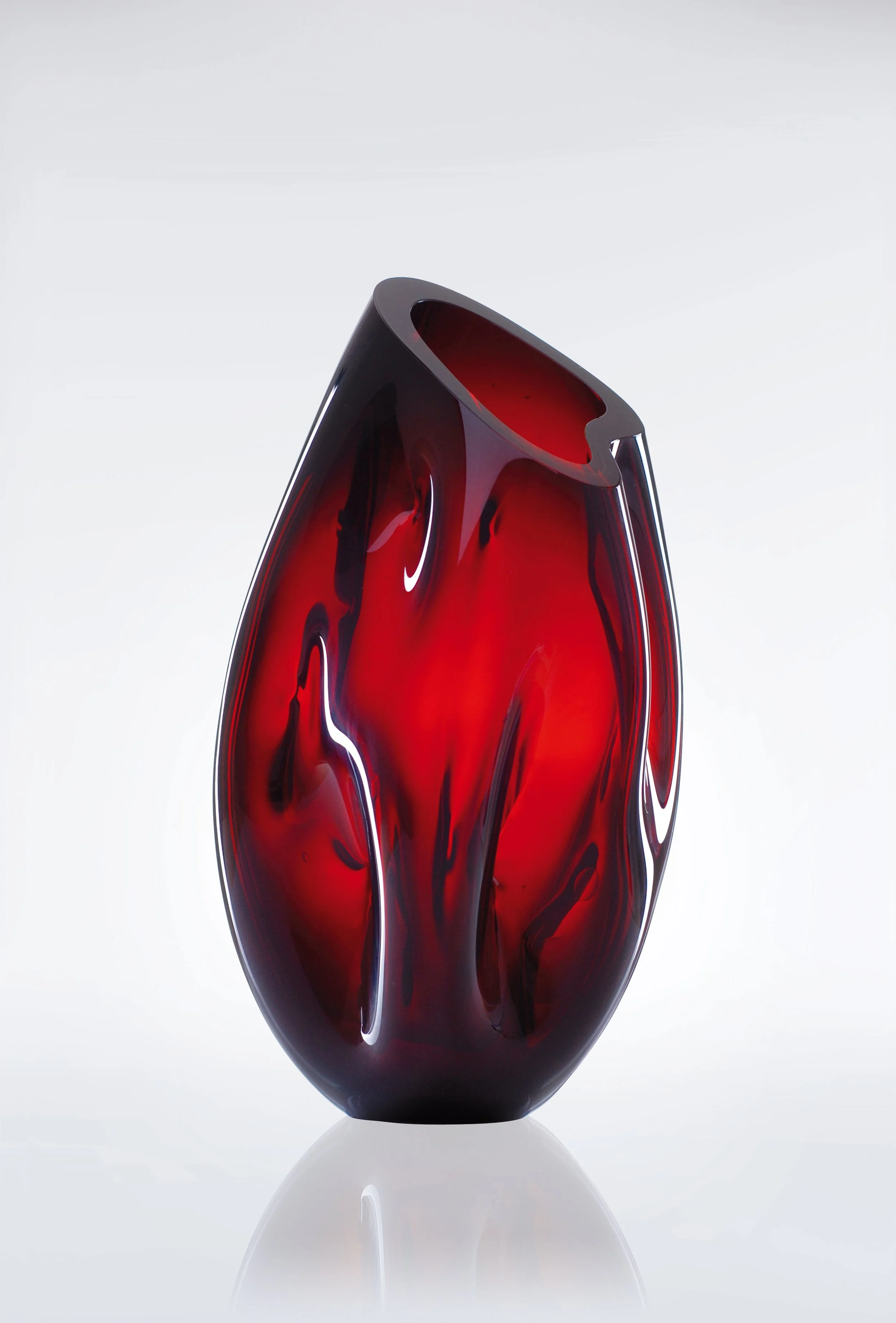 SHOP_JITKA SKUHRAVA_MAGMA VASE...jpg