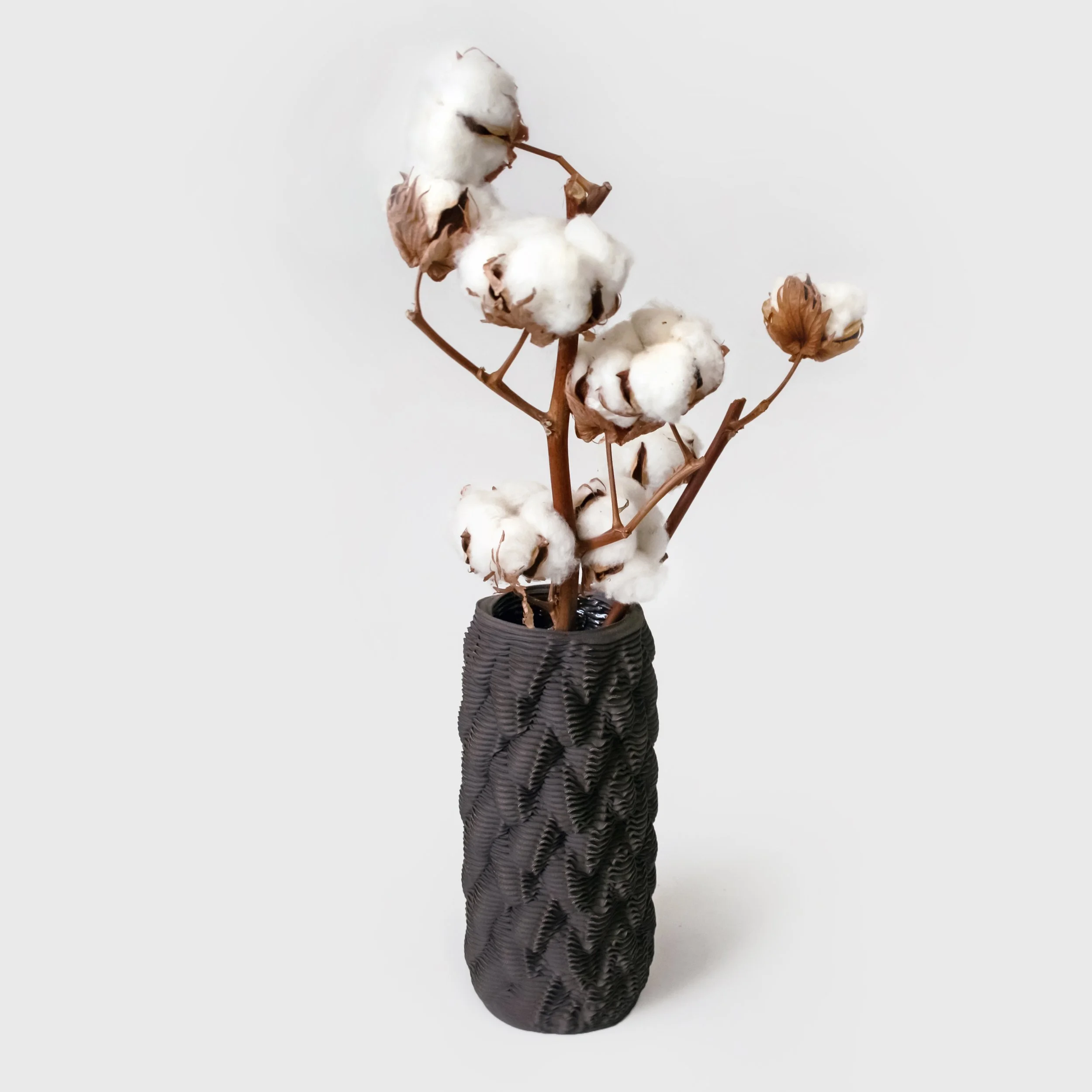 DragAndDrop_Swilt_2024_3dPrintedCeramic_10x10x22_£85_1.jpg