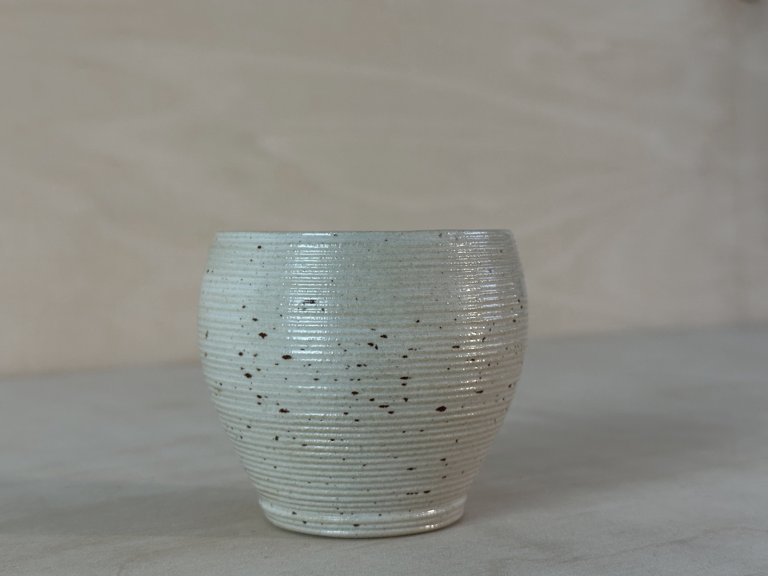 AntoniaBöck_DoppioMug_2025_3DPrintedCeramic_6x6,5x6,5cm_£20_Image3.png