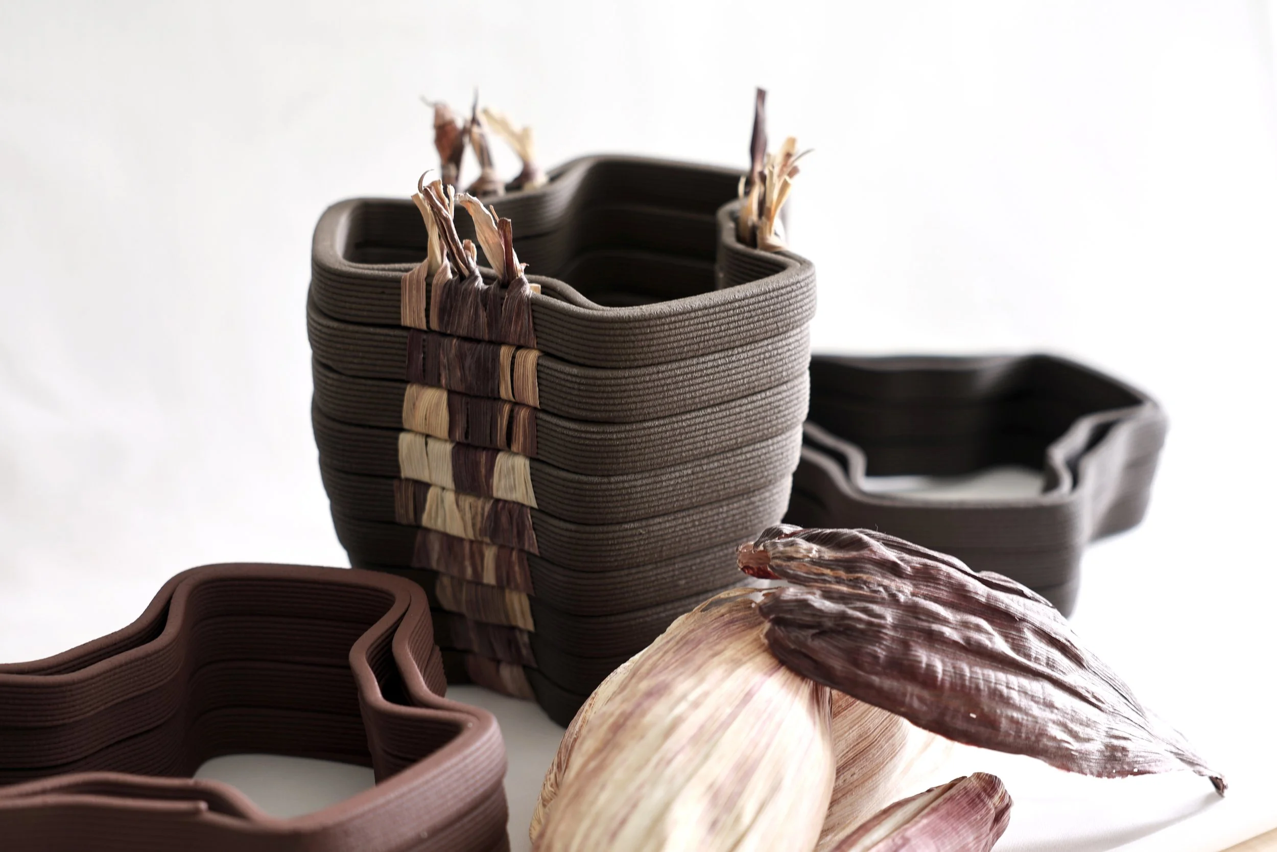 EdurneMorales_photocredit-EdurneMorales_Iximaltic_2025_3DPrintedClay+CornHusk_24x24x21cm_06.jpg