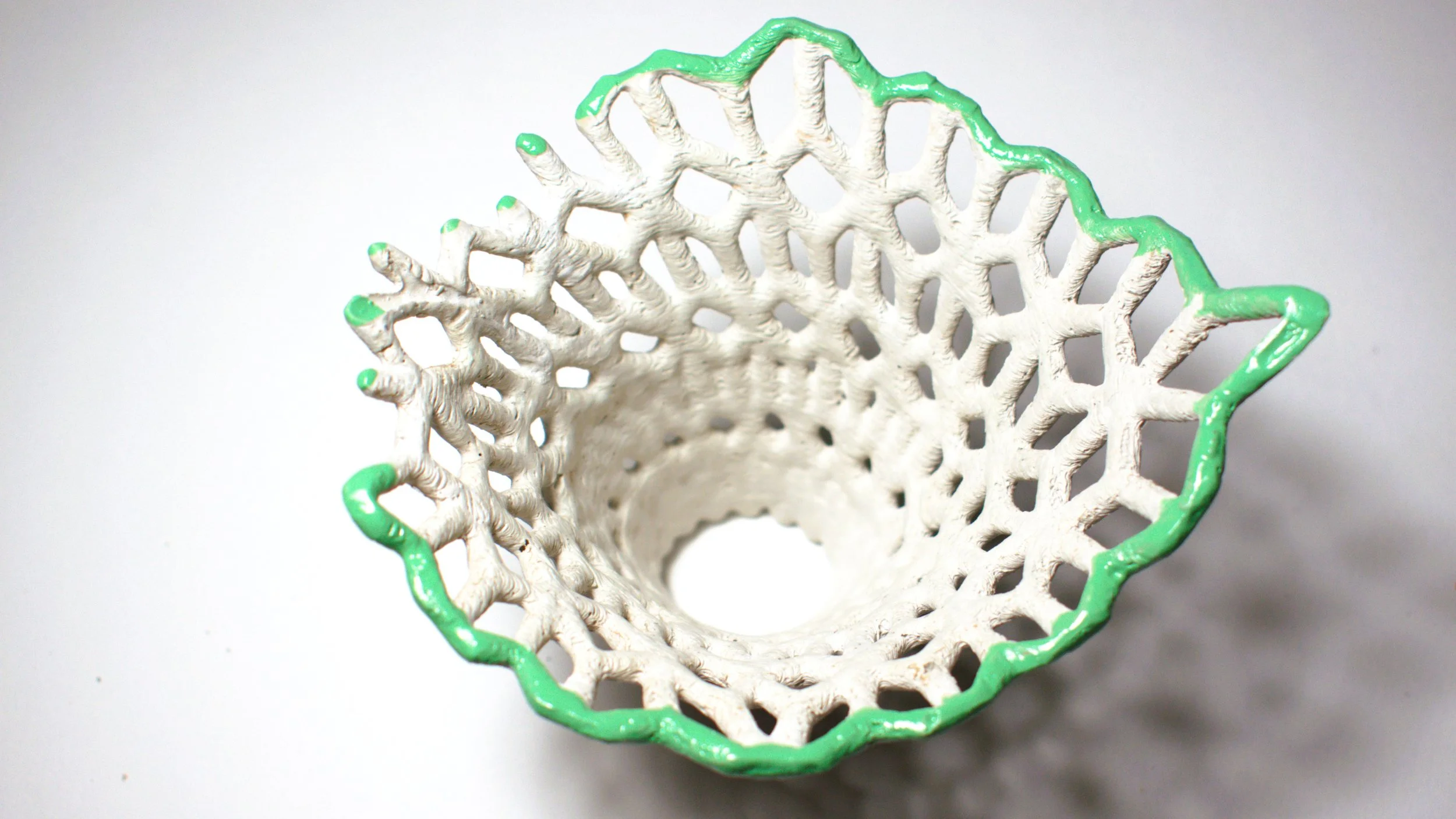 EnchantedMatter_FragmentsOfAFutureMythology3_2025_ConcreteAndEnamel_9x13x11cm.jpg