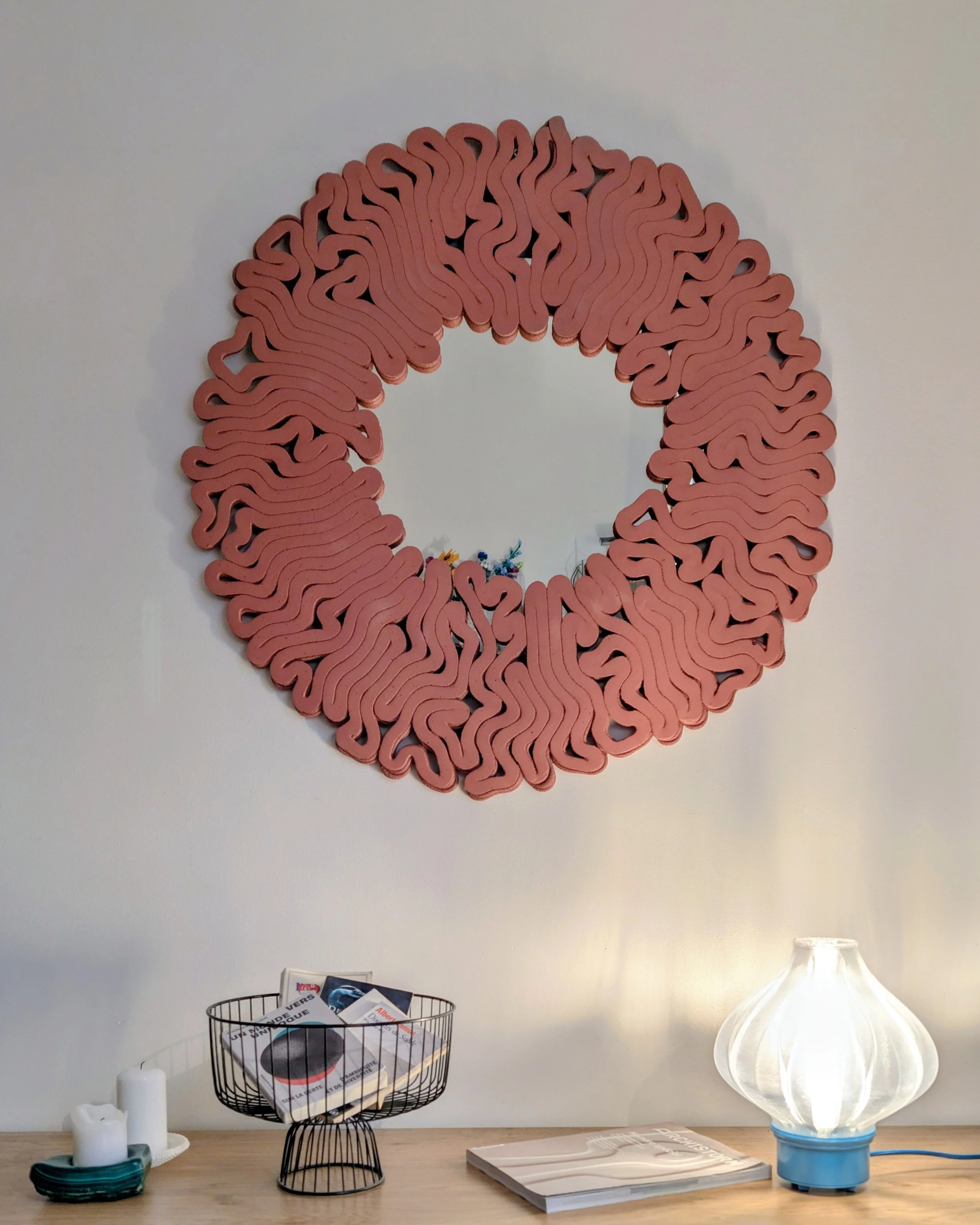 MaximeChampeau_Lior_2025_PolyAluGlass_80x80x3cm_£1400.jpg