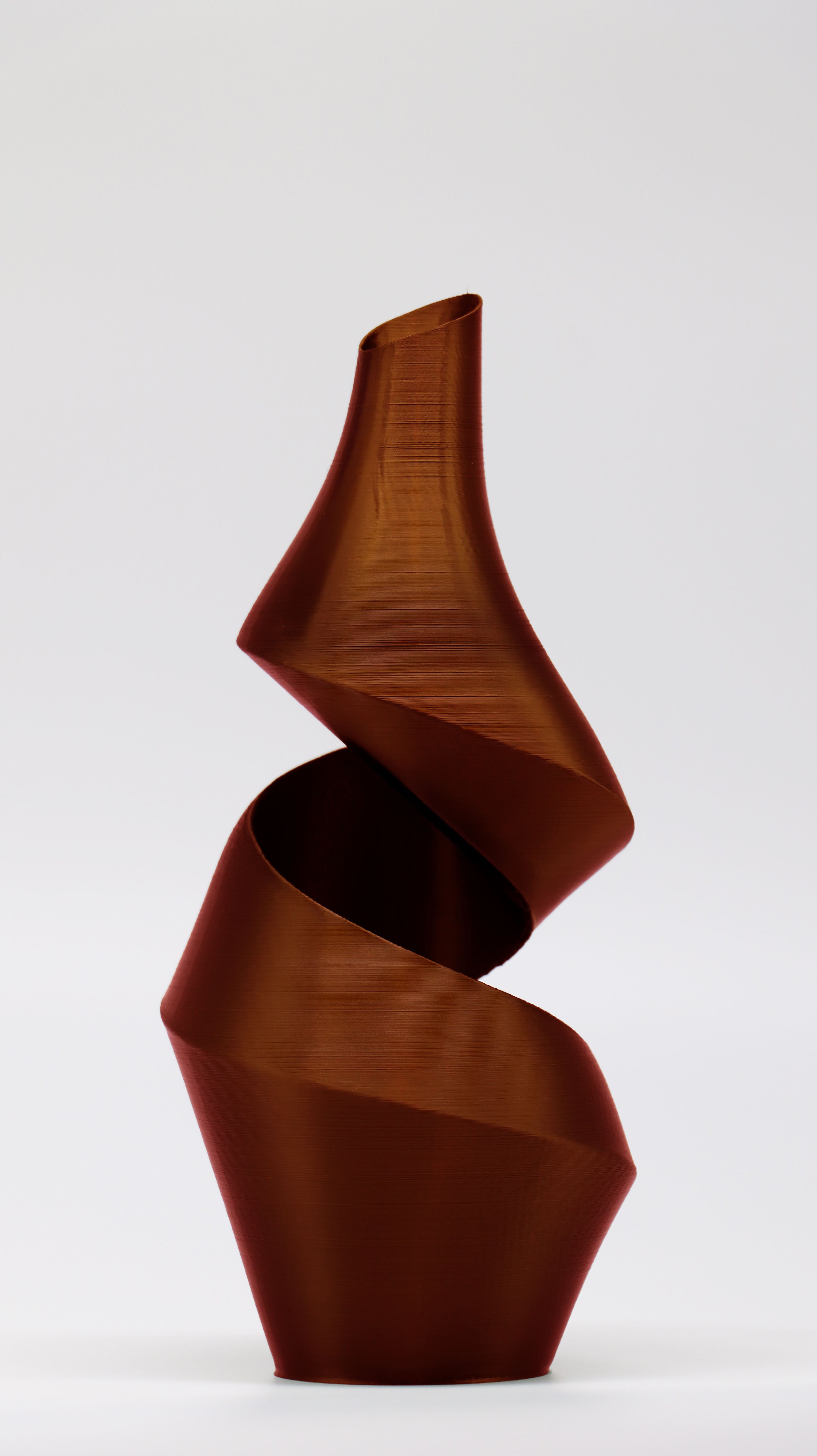 MerveGüngör_Phellora_2025_PLA3DPrint_27x11x11cm_£450.JPG