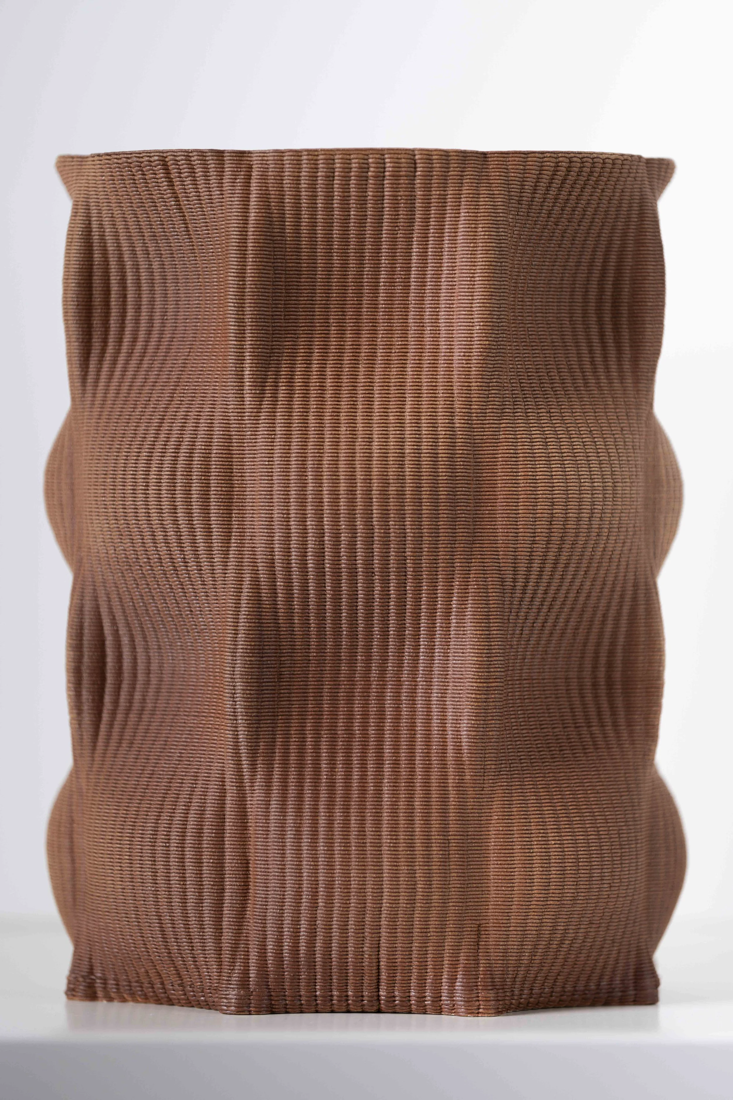 ThomasSchmidt_WovenVase_2024_Porcelain_26×20×15cm_£825.jpg
