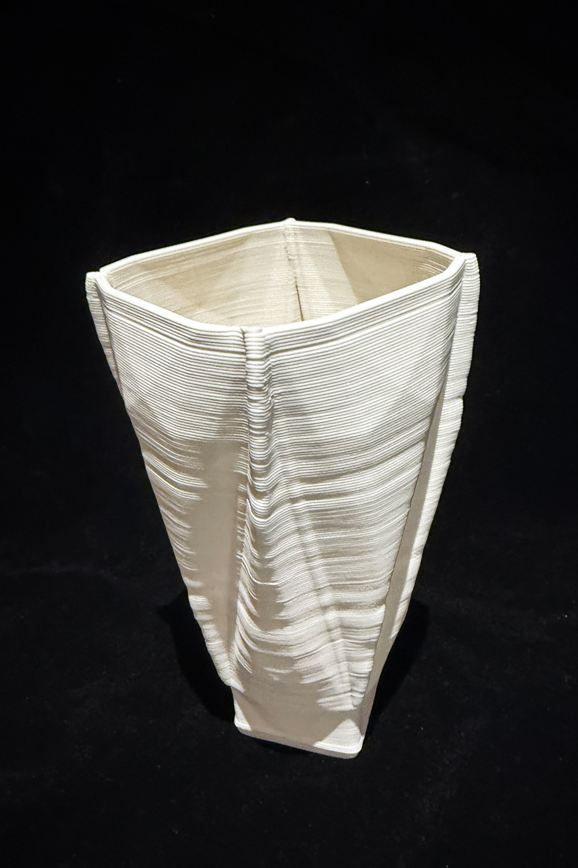 ZixuanZhang_Structure2_2025_GlazedPorcelain_18.5x8.5x8.5cm_£180.jpg