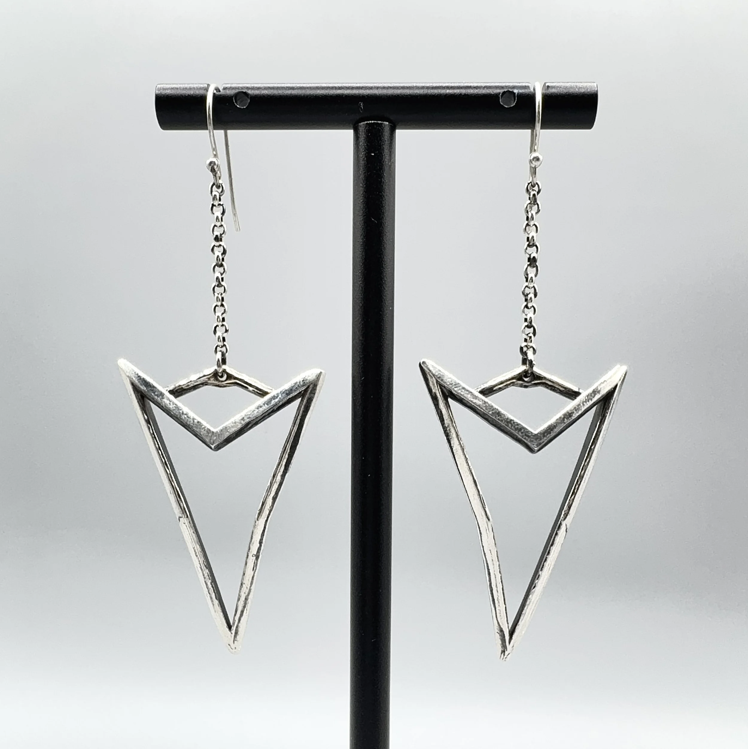 AdrianStandingElkPinnecoose_Pavilion_2022_Jewelry_7.54x3.2x.829cm_£178.55.jpg