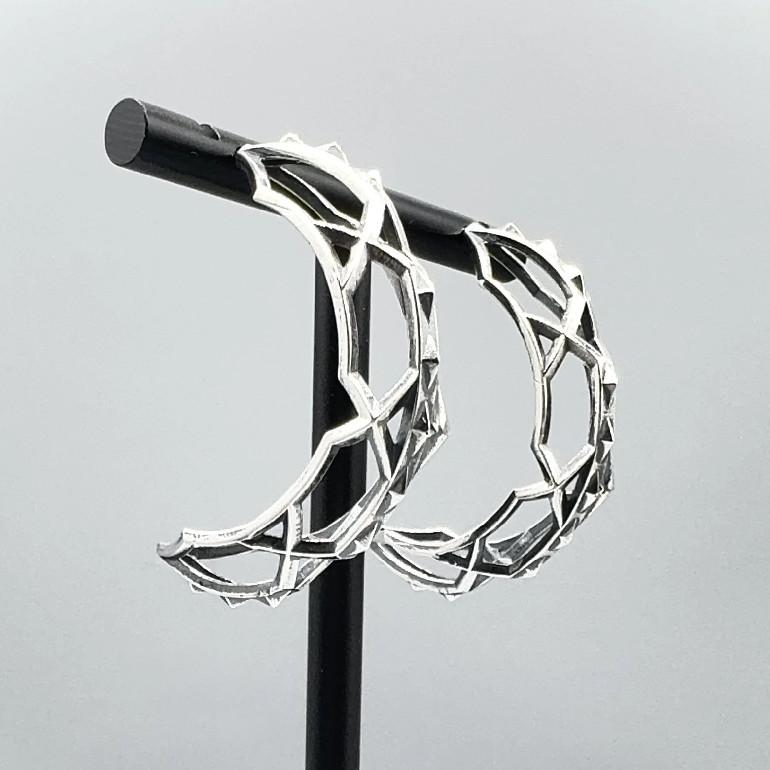 AdrianStandingElkPinnecoose_VaultHoops_2023_Jewelry_5x5x1.2cm_£193.43.jpg