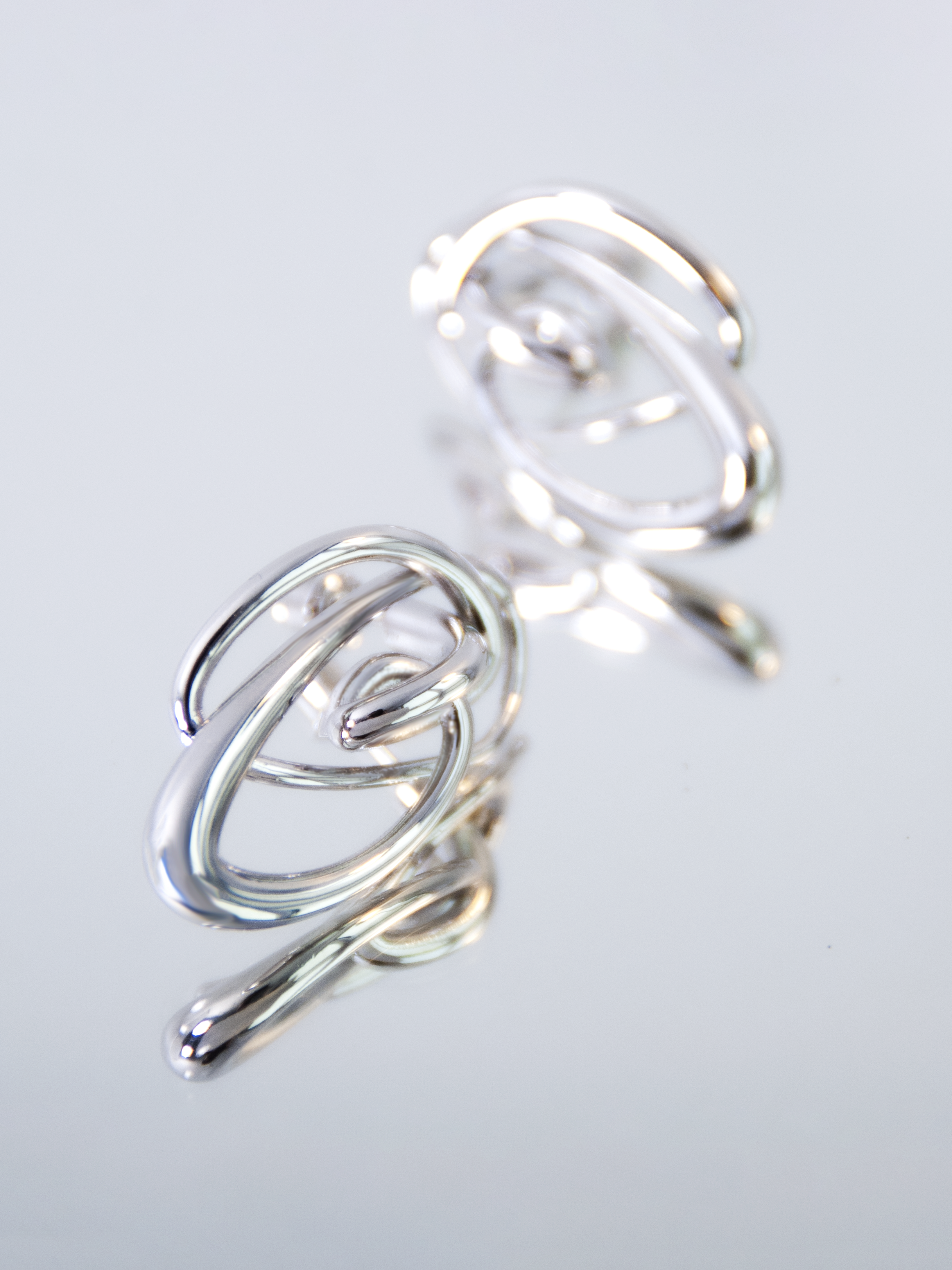 nood_SpcaeWithin_20025_RhodiumPlatedBrass_2x3.5mm_£52.png