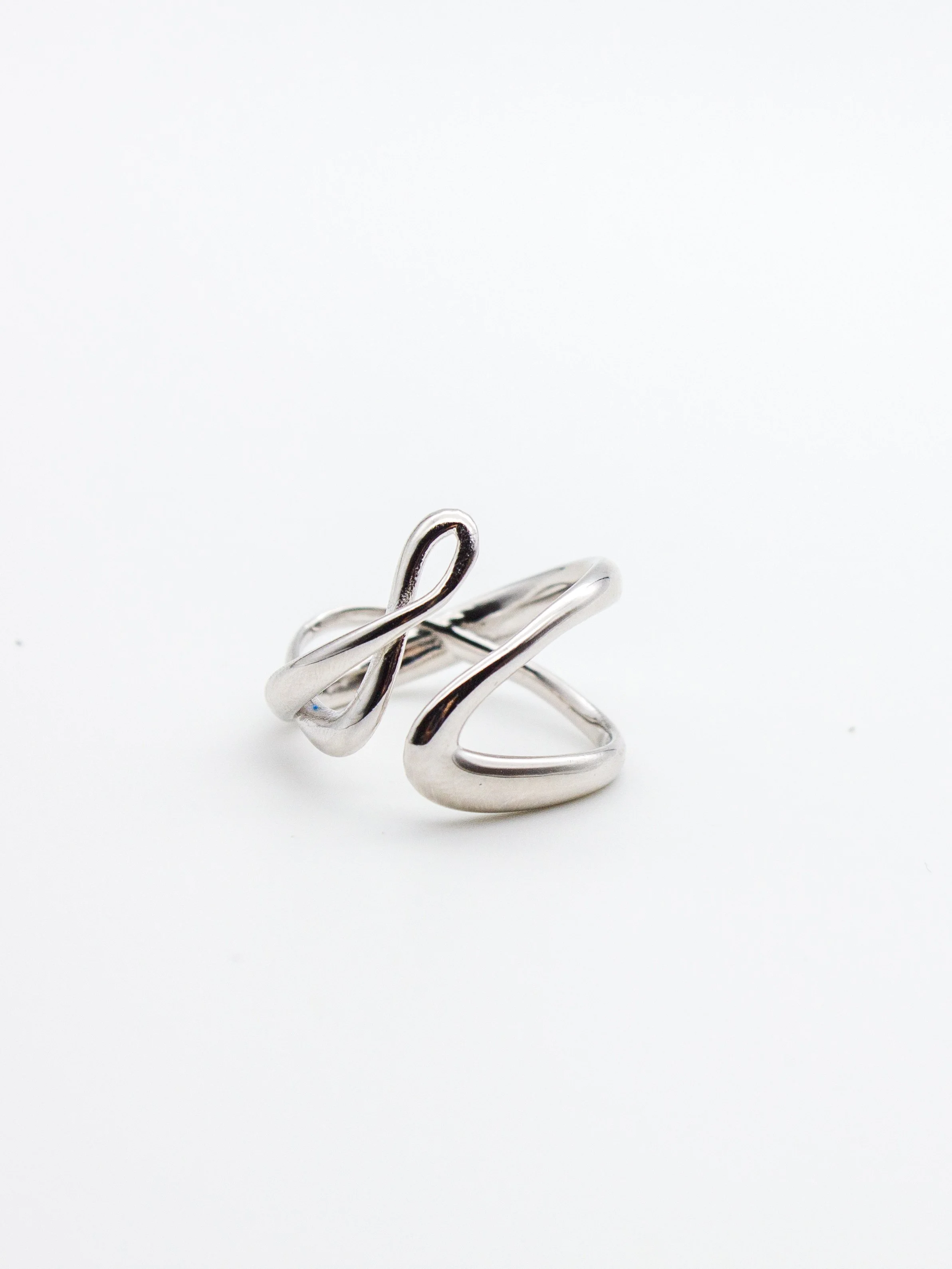 nood_LeapRing_2025_18kGoldPlatedBrass_2.1x2.3cm_£45.jpg