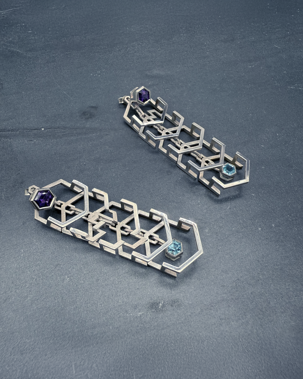 PORTAL_GRS 1915+105 earrings.png