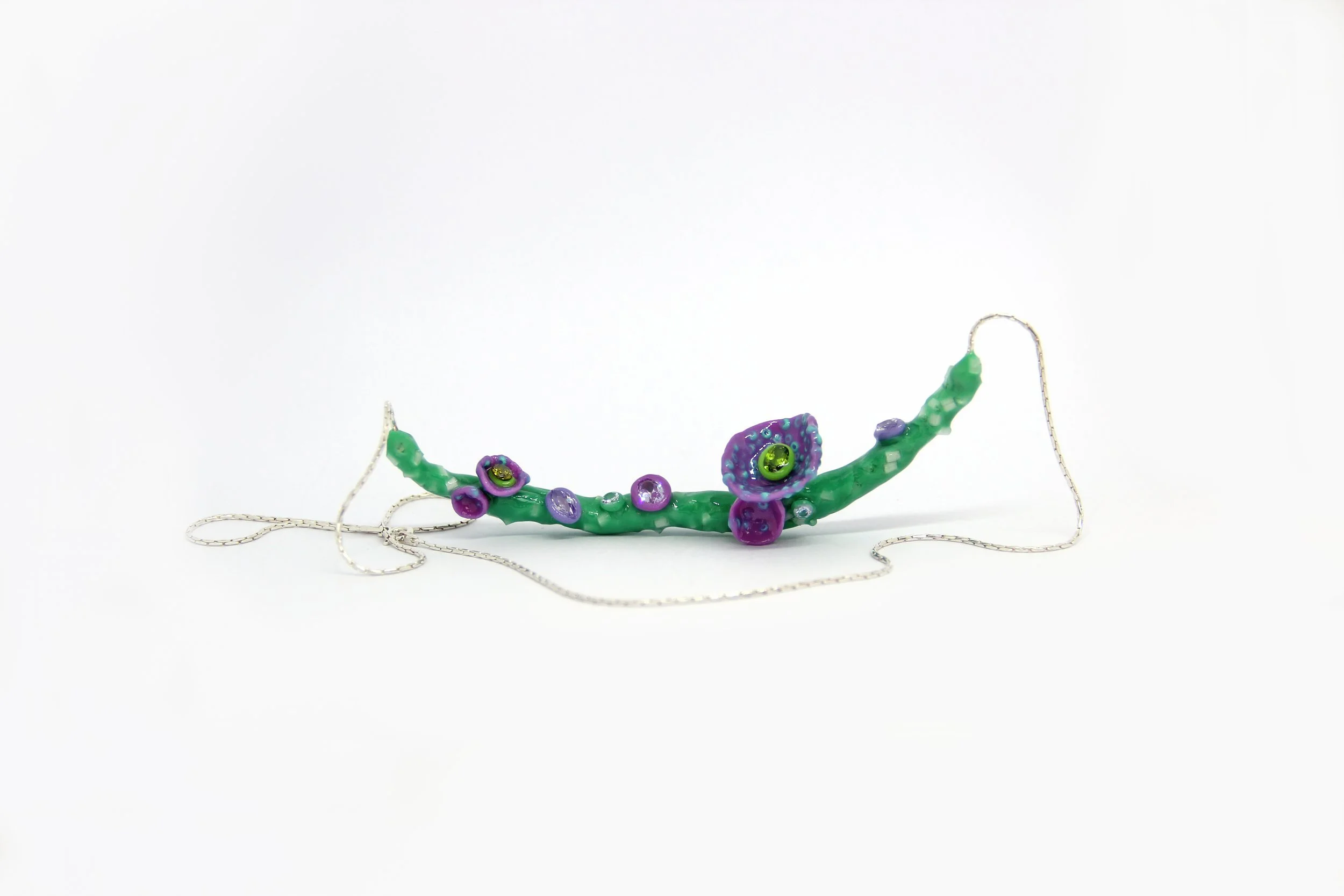 ValeriaBenalcazar_NecklaceGreenMini_BioplasticEcoResin925SilverCZCrystalNaturalStone_24x112x20mm_£78.jpg