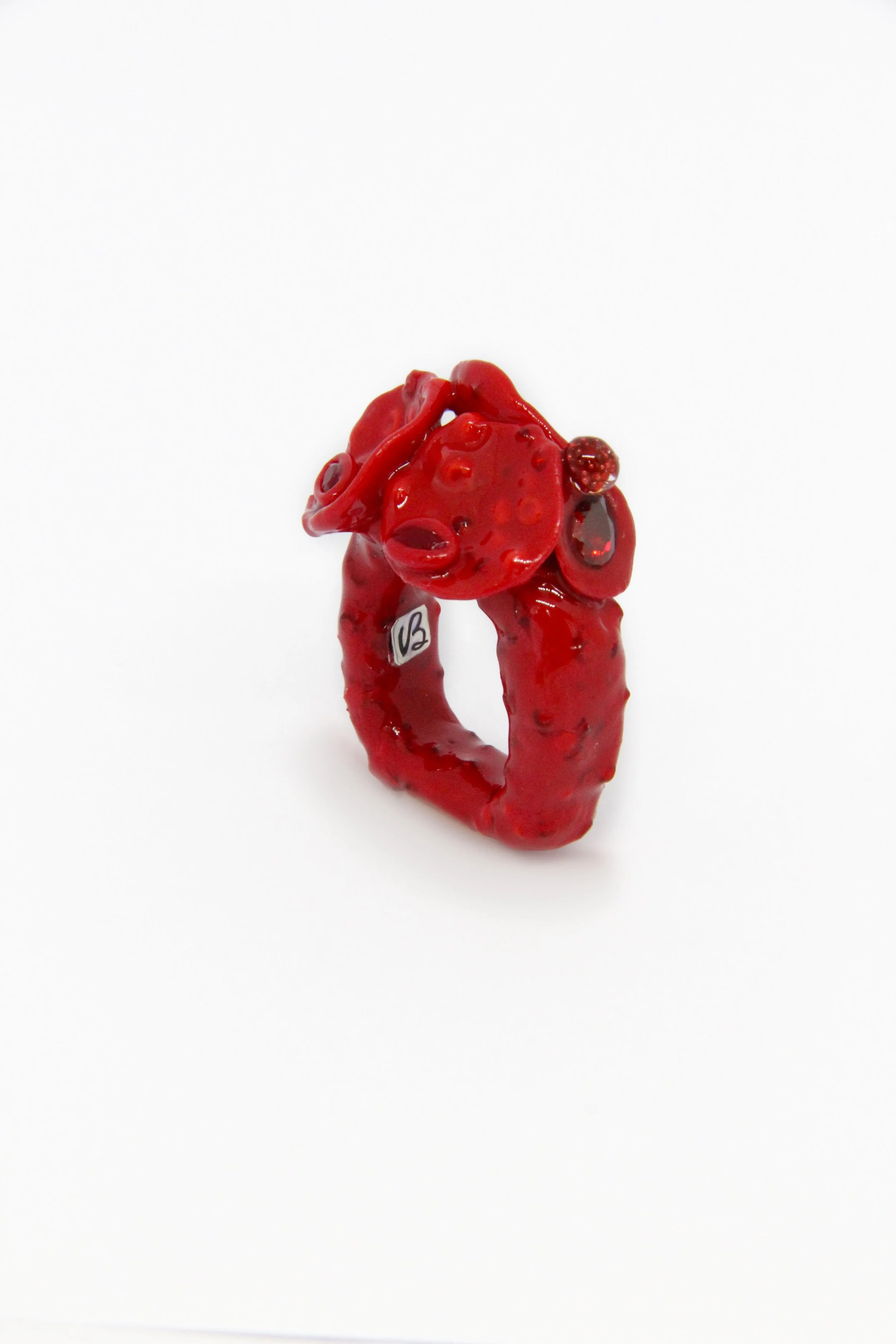 ValeriaBenalcazar_RingChunkyRedCoral_BioplasticEcoResin925SilverCZCrystal_43x30x25mm_£67.jpg