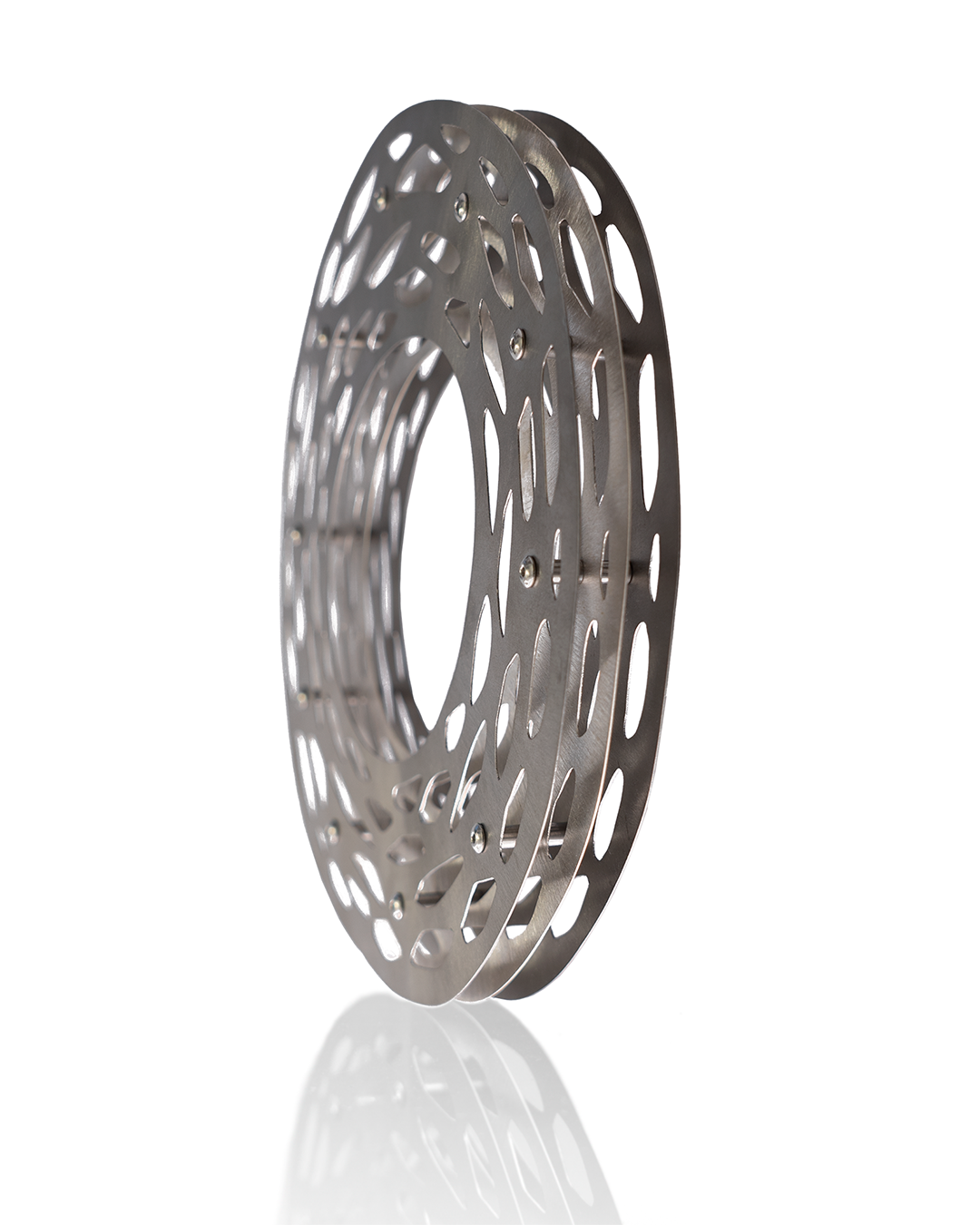 SherryCordova_CCE_2024_SilverTitaniumStainlessSteel_15x14x2cm_£4350_02.png