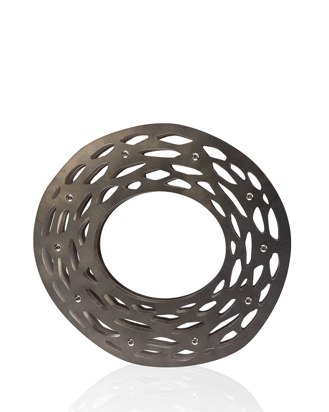 SherryCordova_CCE_2024_SilverTitaniumStainlessSteel_15x14x2cm_£4350_04.png