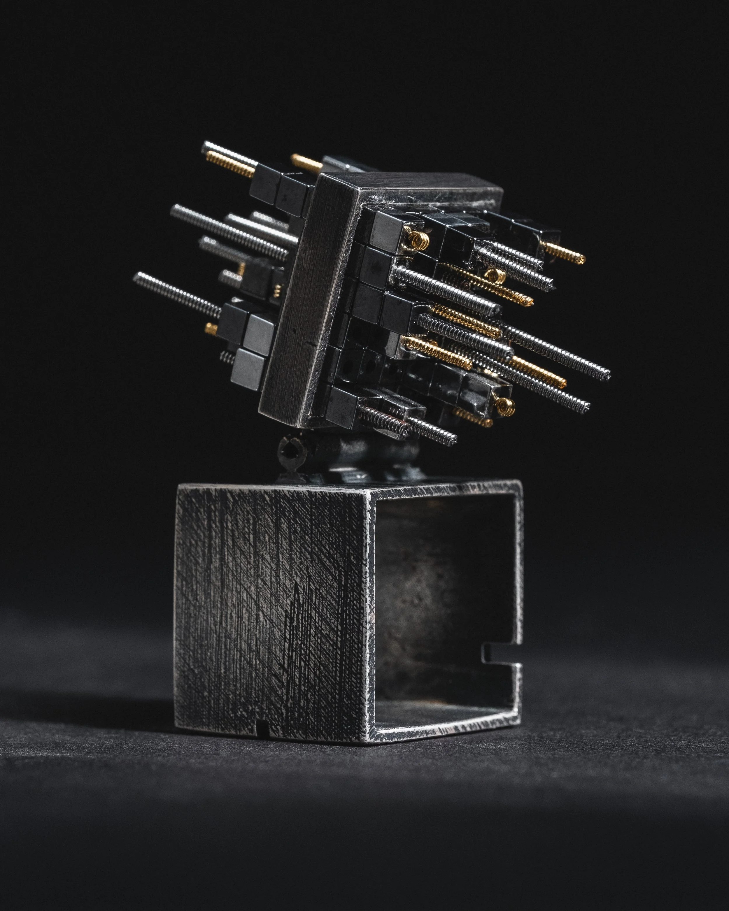 SHOP_ARMIN NAJIB_UNTITELED 5_.jpg