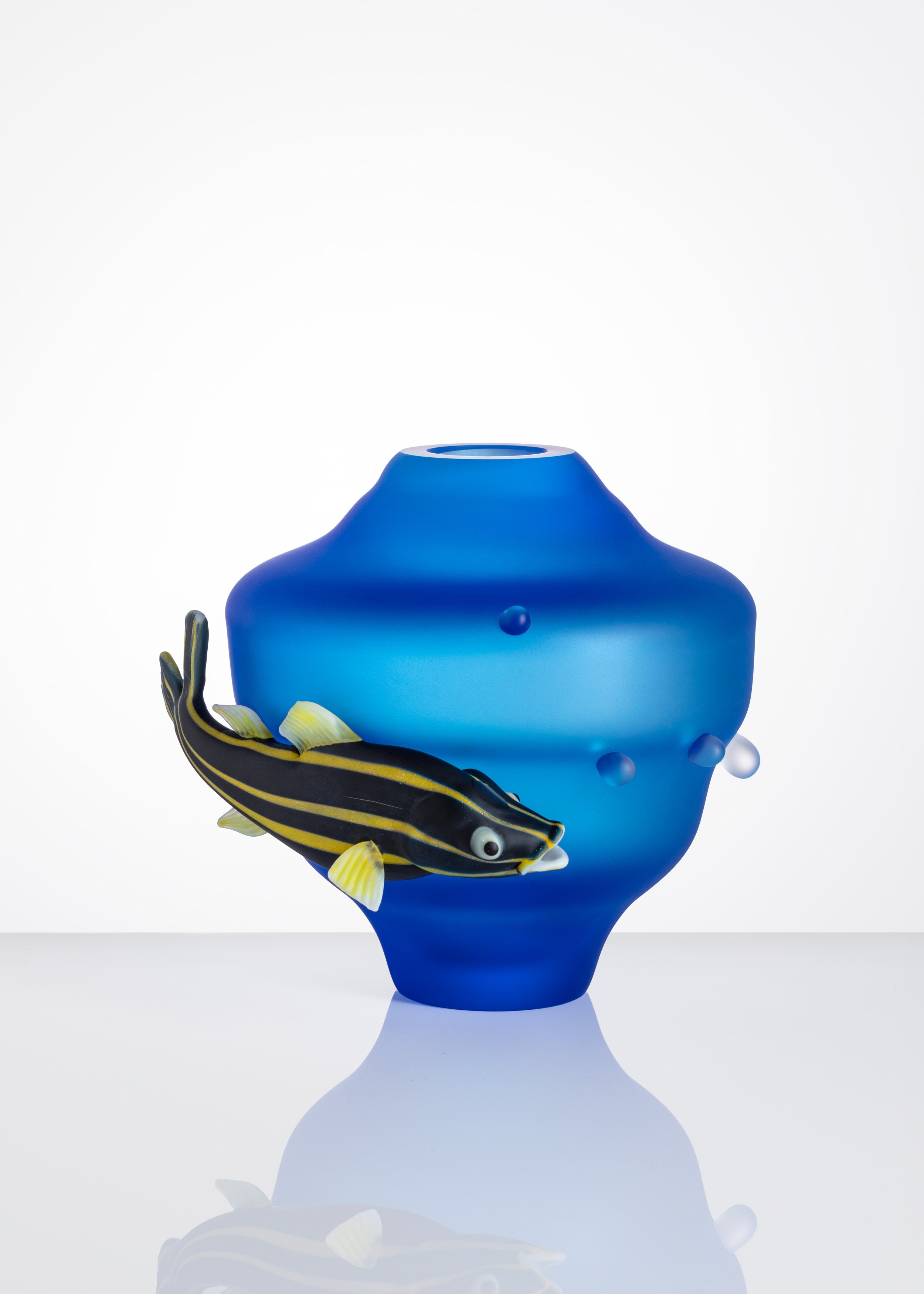 7 INSTA_FRANTISEK JUNGVIRT_PLUSH ANIMALS VASE WITH FISH. JPG.jpg