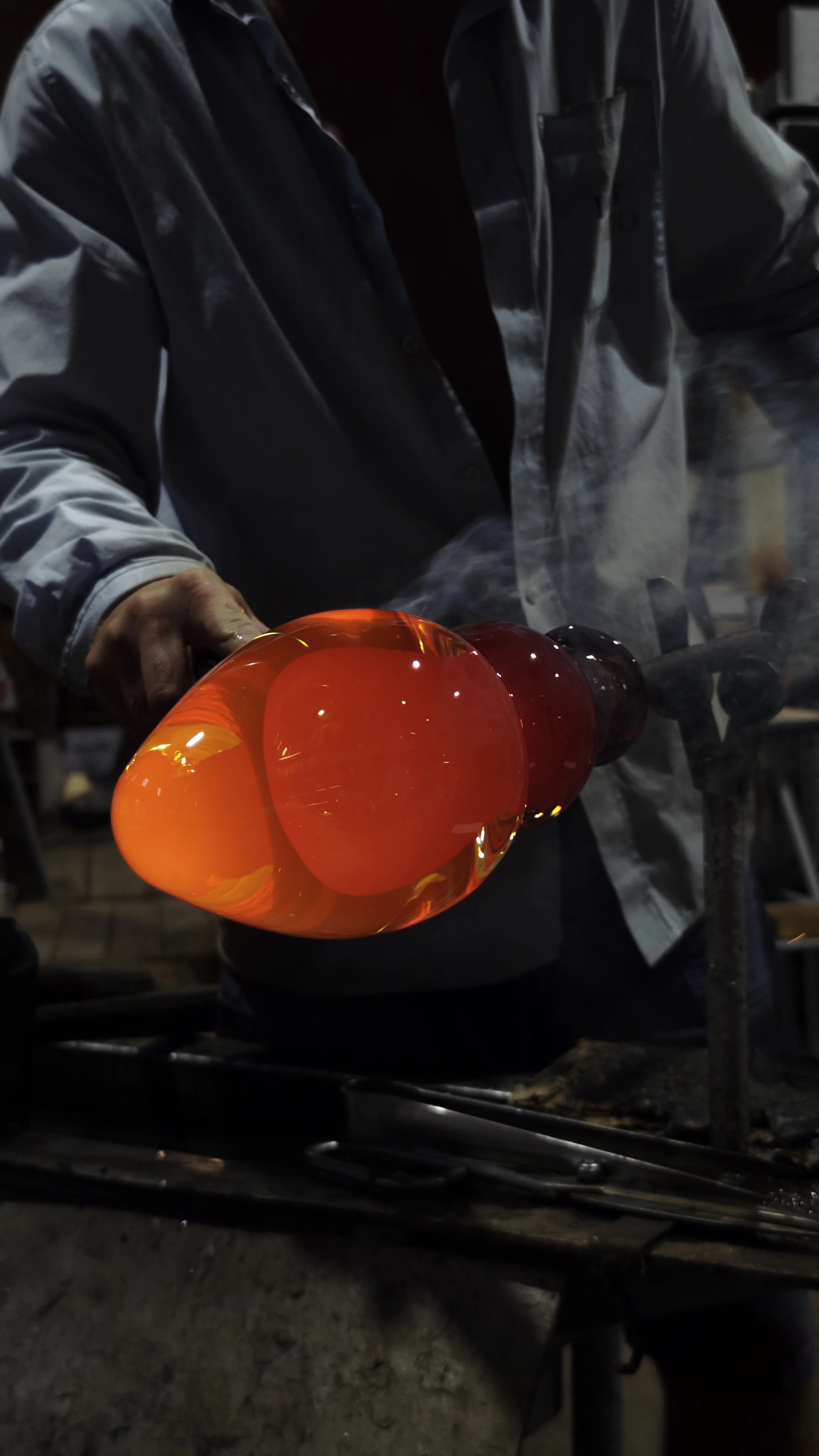 František Jungvirt - glass production - glass maker.jpg