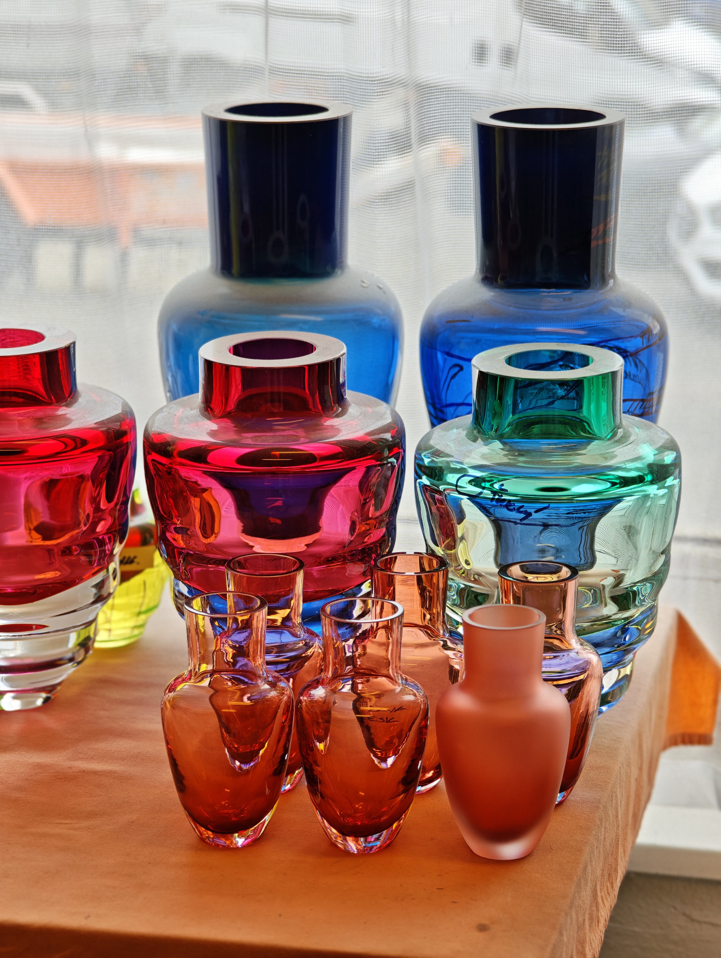 František Jungvirt - glass cutting workshop.jpg