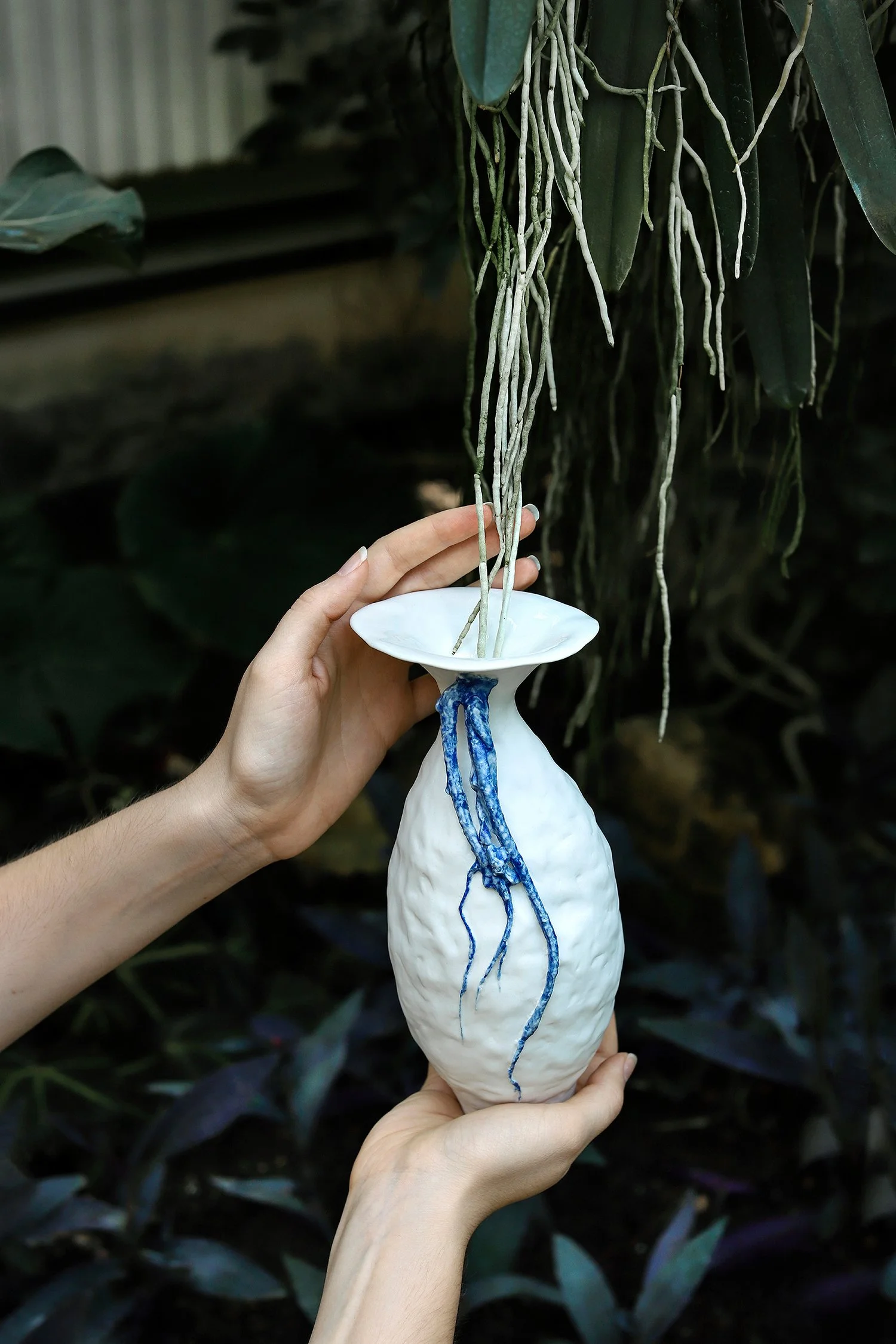 Helena_Patelisova_ROOTS vase tall_2023_porcelain_15x27 cm_£190_photo Aňa Jakš.jpg