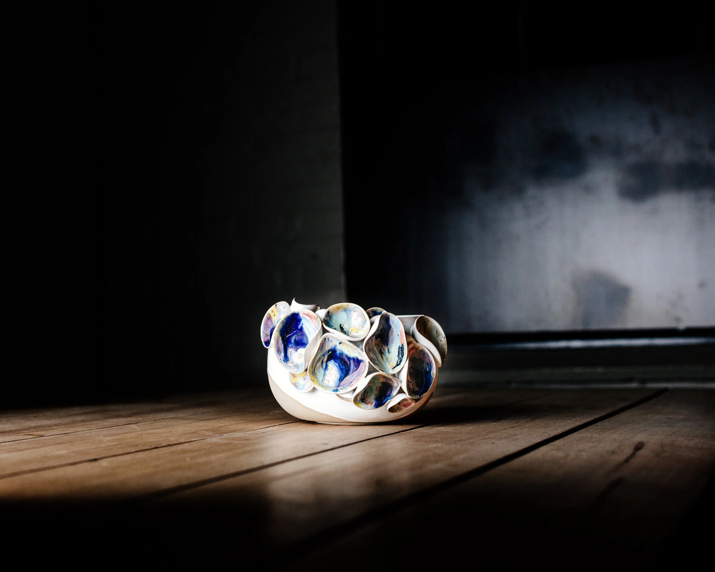 JeannetteHjortlund_CoutureNo2_2025_Stoneware_24x20x15cm_£550 (3).jpg