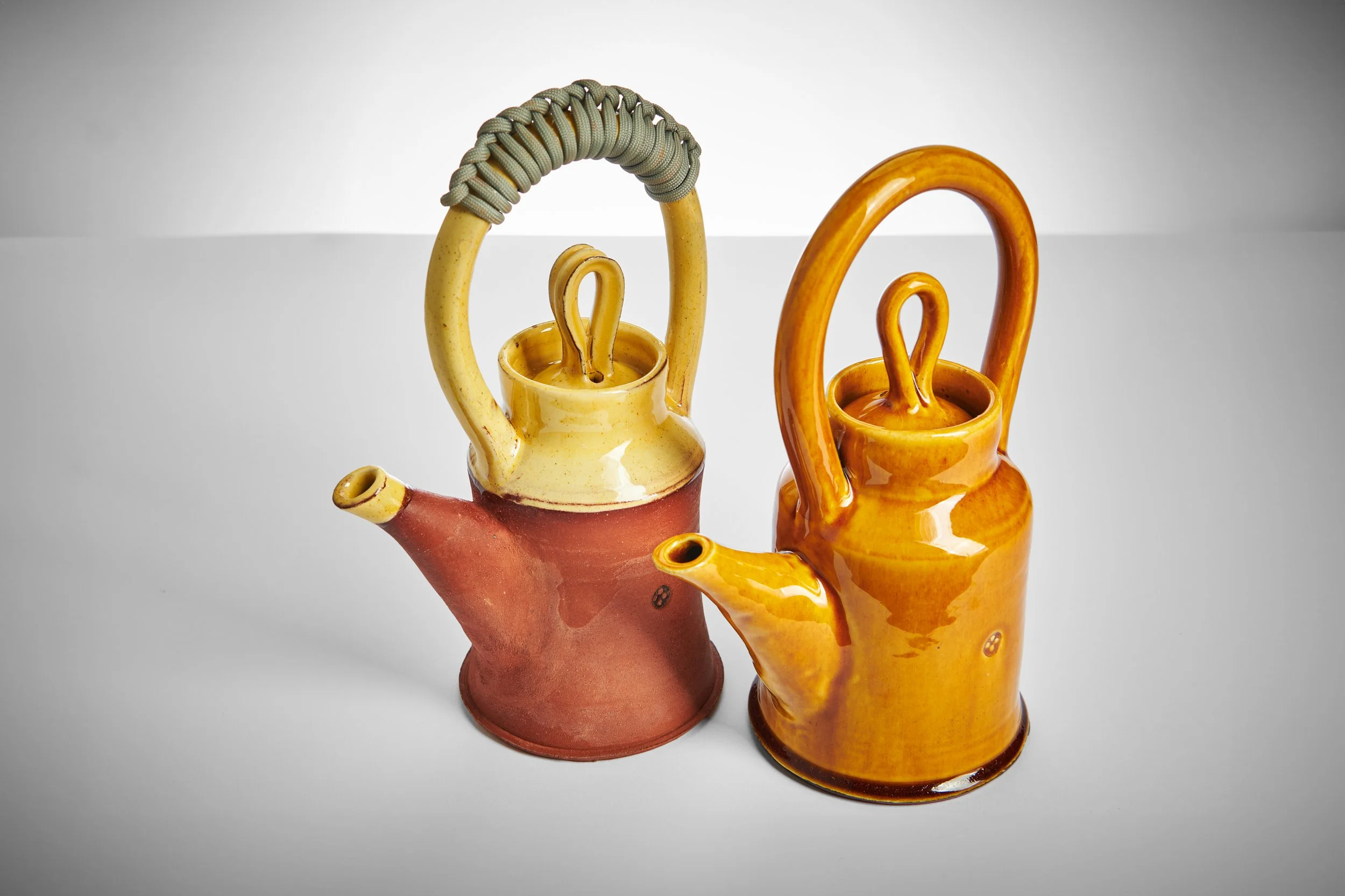 Nev_Tatham_Teapots_2024_SlipwareCeramic_16x11cm_ jpg.jpg