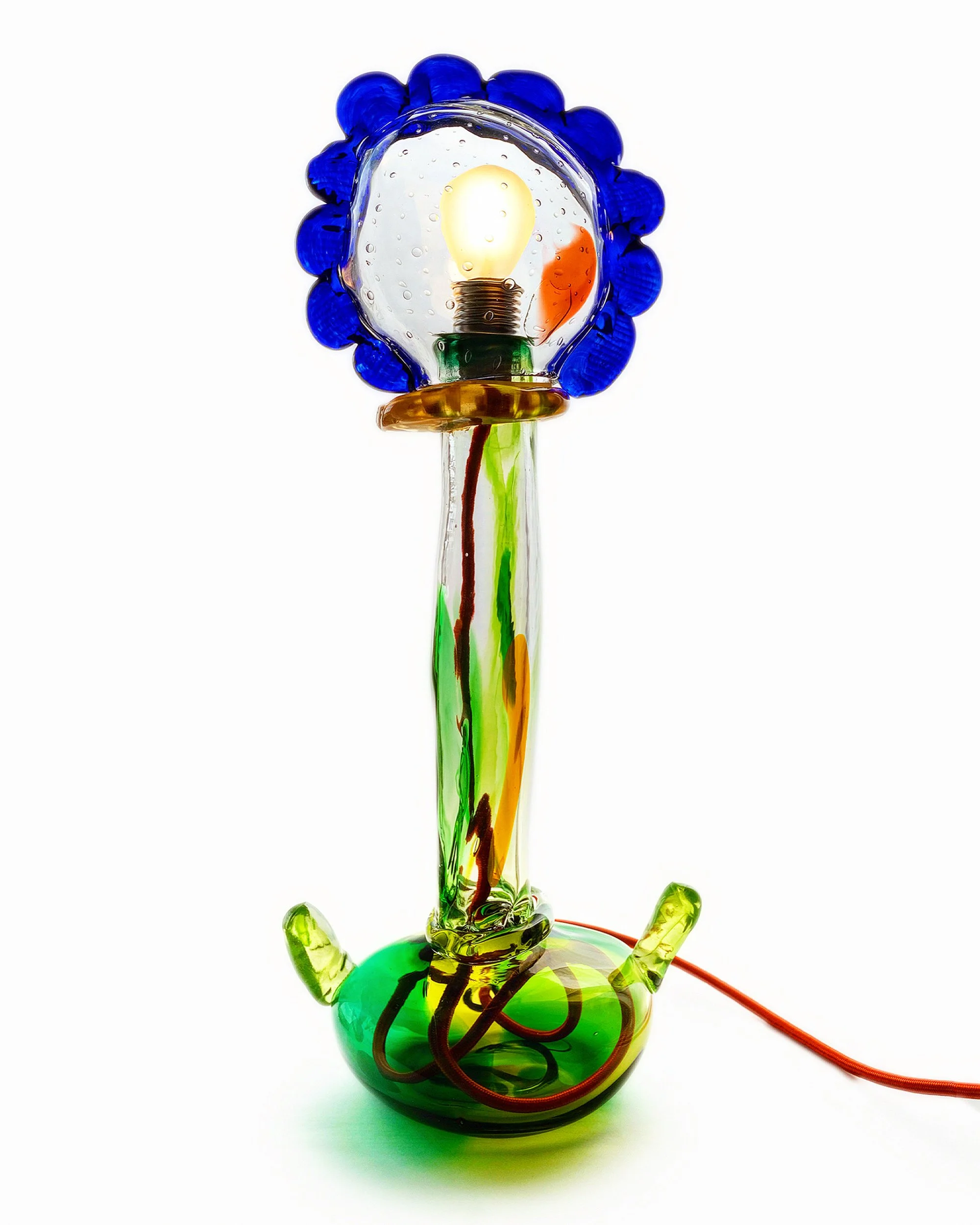 yuriiwamoto_flower_2025_blownglass_19_19_50cm_ndf.JPEG