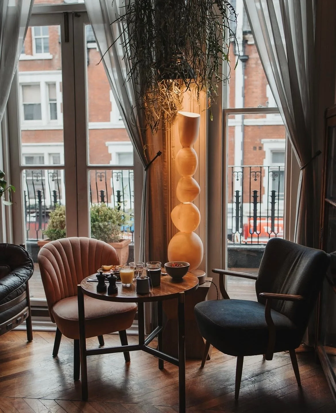 INSTA_ROSIEMAYCERAMICS_PURE APRICITY LAMP_CREDIT@lilytoutsourire.jpg