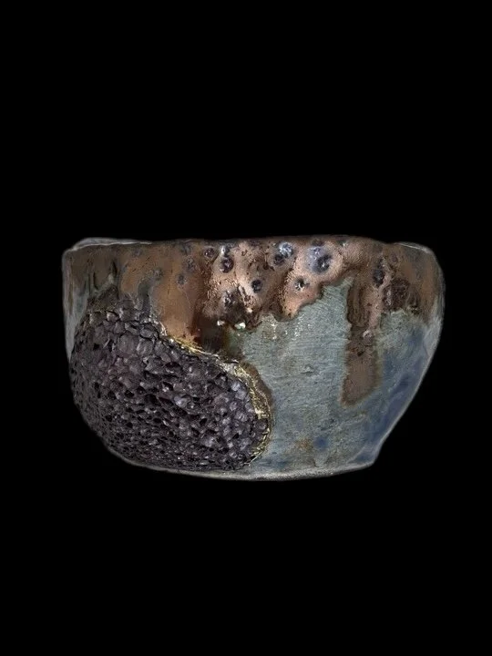 INSTA_YUIKOAMANO_BLUE BRONZE CUP_2026_Porcelain_10x10x6cm_£520_07.jpeg