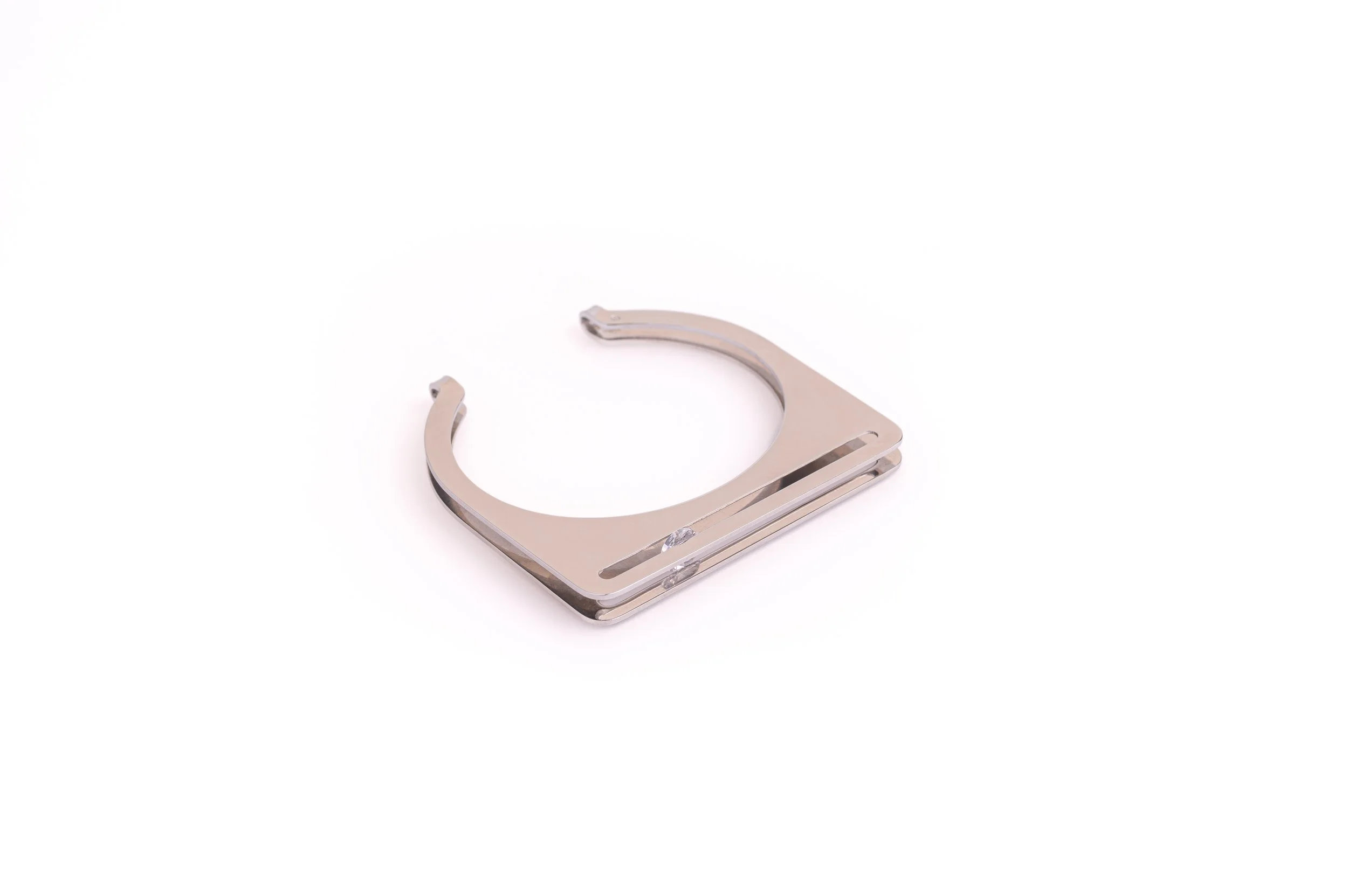 AnnaBorcsok_CandyMovebracelet_2026_StainlesssteelZirkonia.jpg