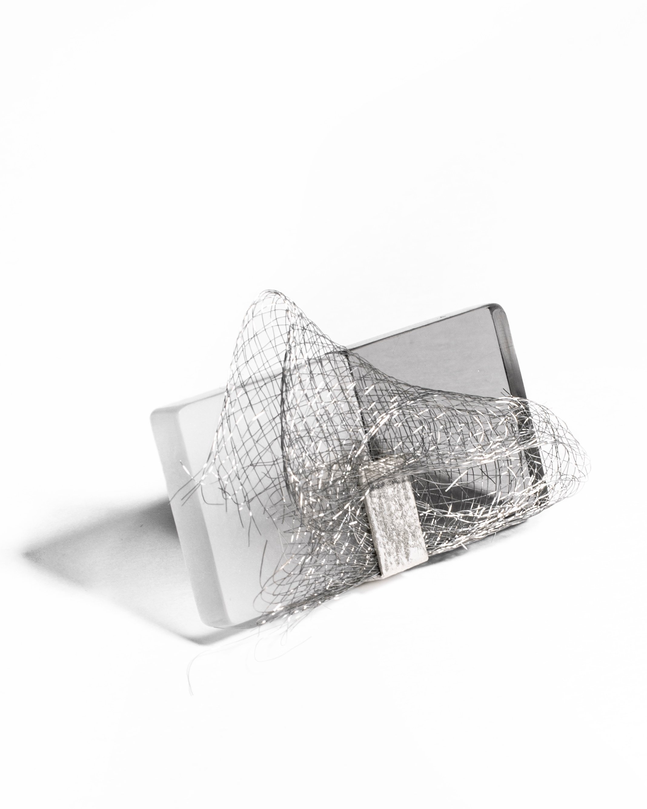 3 - SHOP_Amélia Marta_Mesh in motion III.JPG