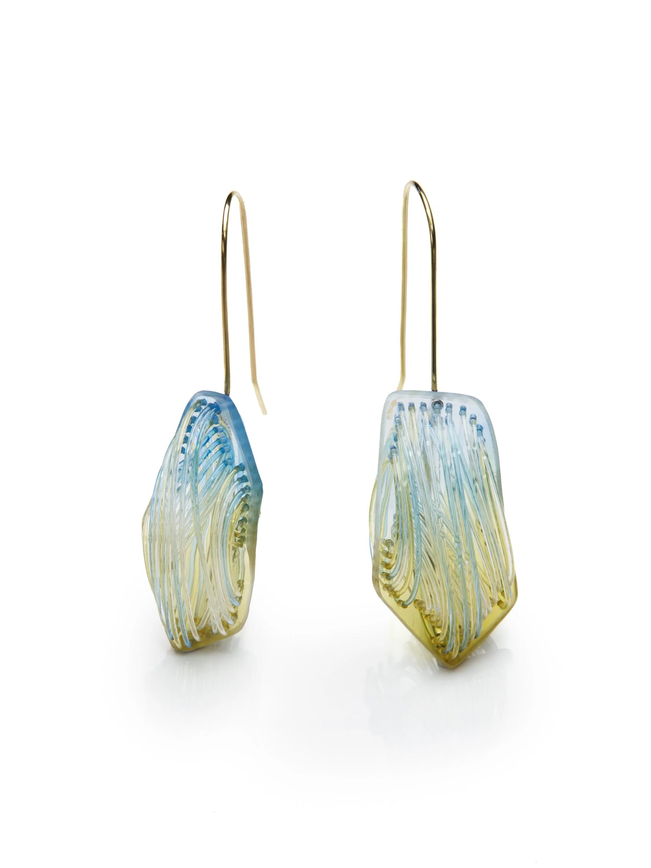 SHOP_YUKA TANIAI_Glimmer Earrings - Gold Hook Type_1.jpg