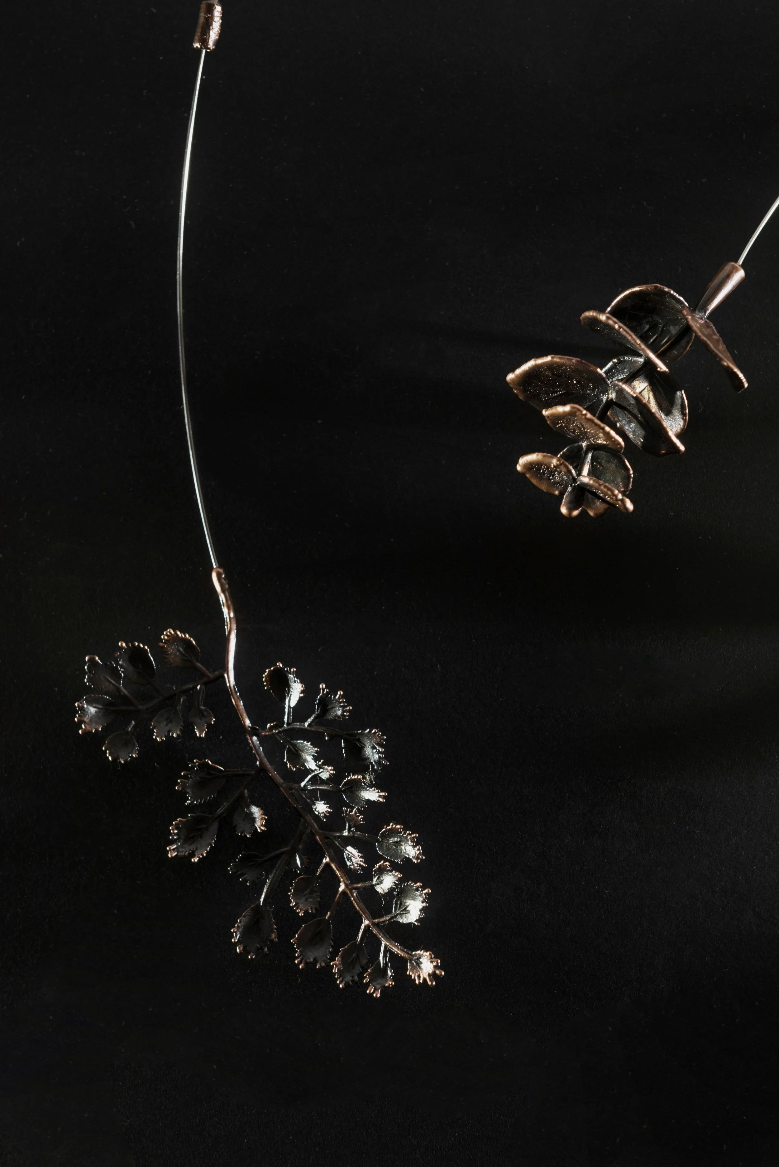 SHOP_ElsOpDeBeeck_Bloom brooch#1_2.JPG