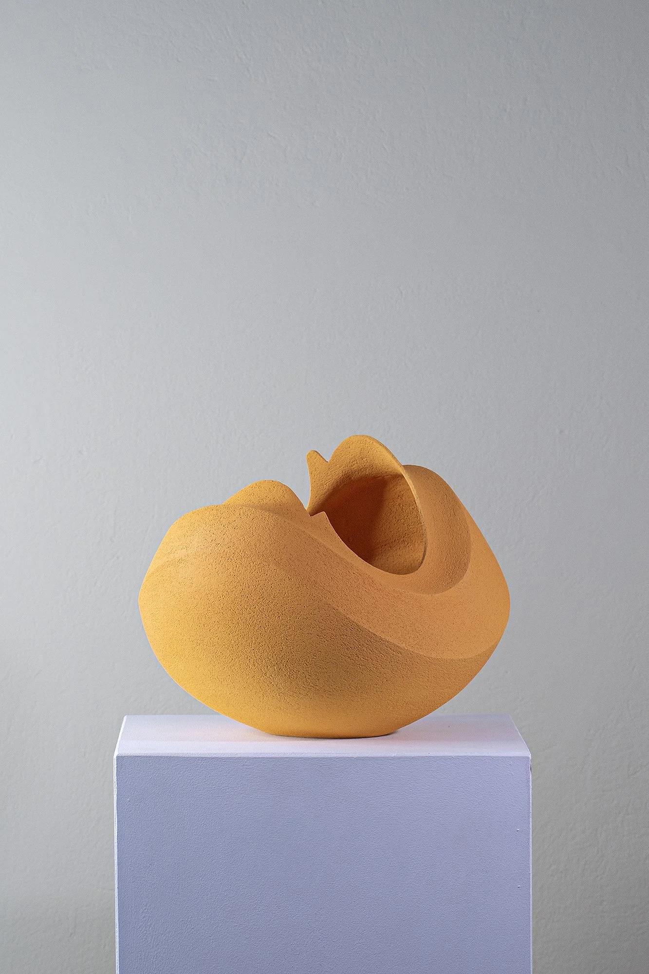 ChousCeramics_Ilianthos_2026_OrangeStoneware_22x27x26cm_ £700_image2.jpg