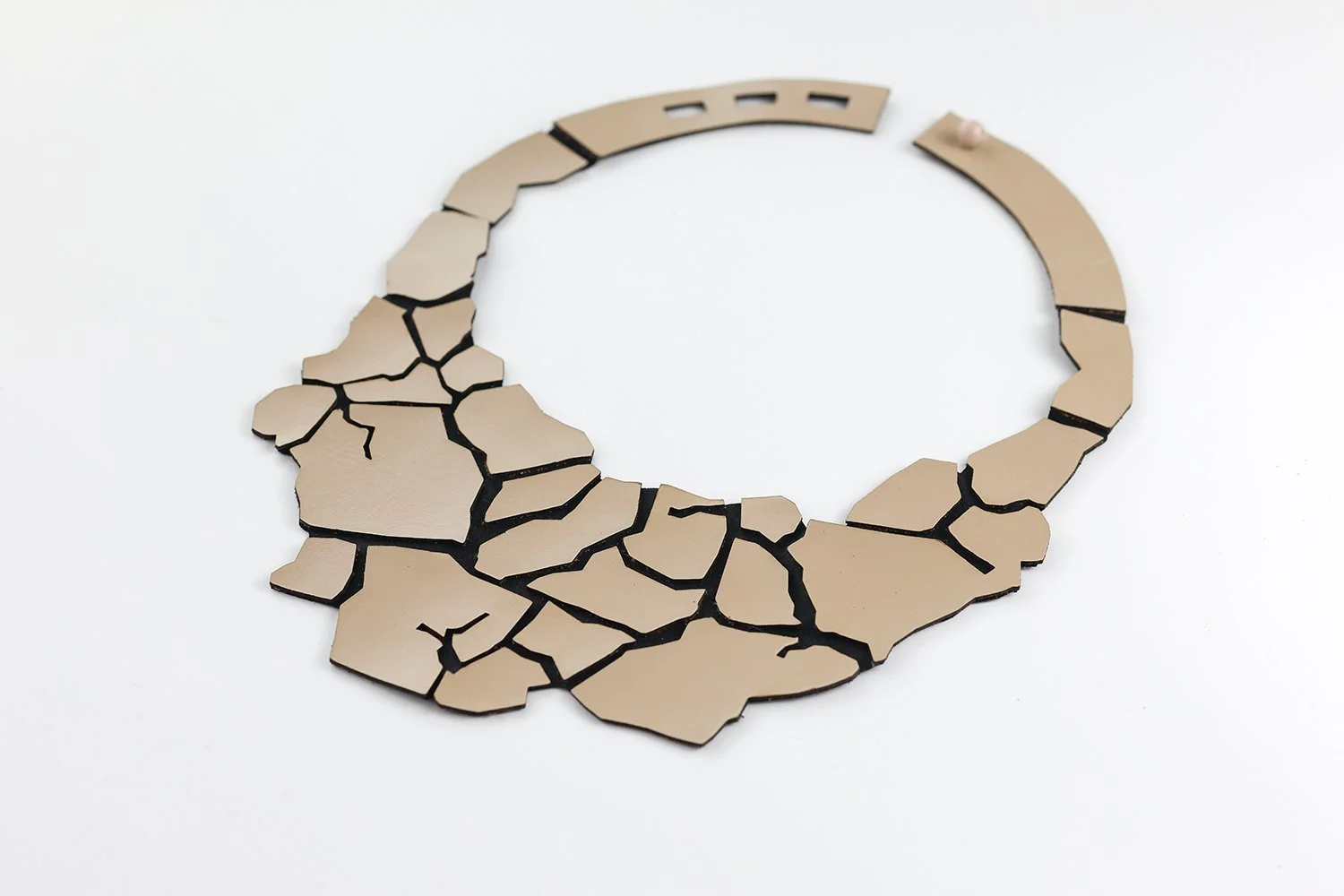 SHOP_NATALIA TAPETY_CRACKED EARTH 3_.JPG