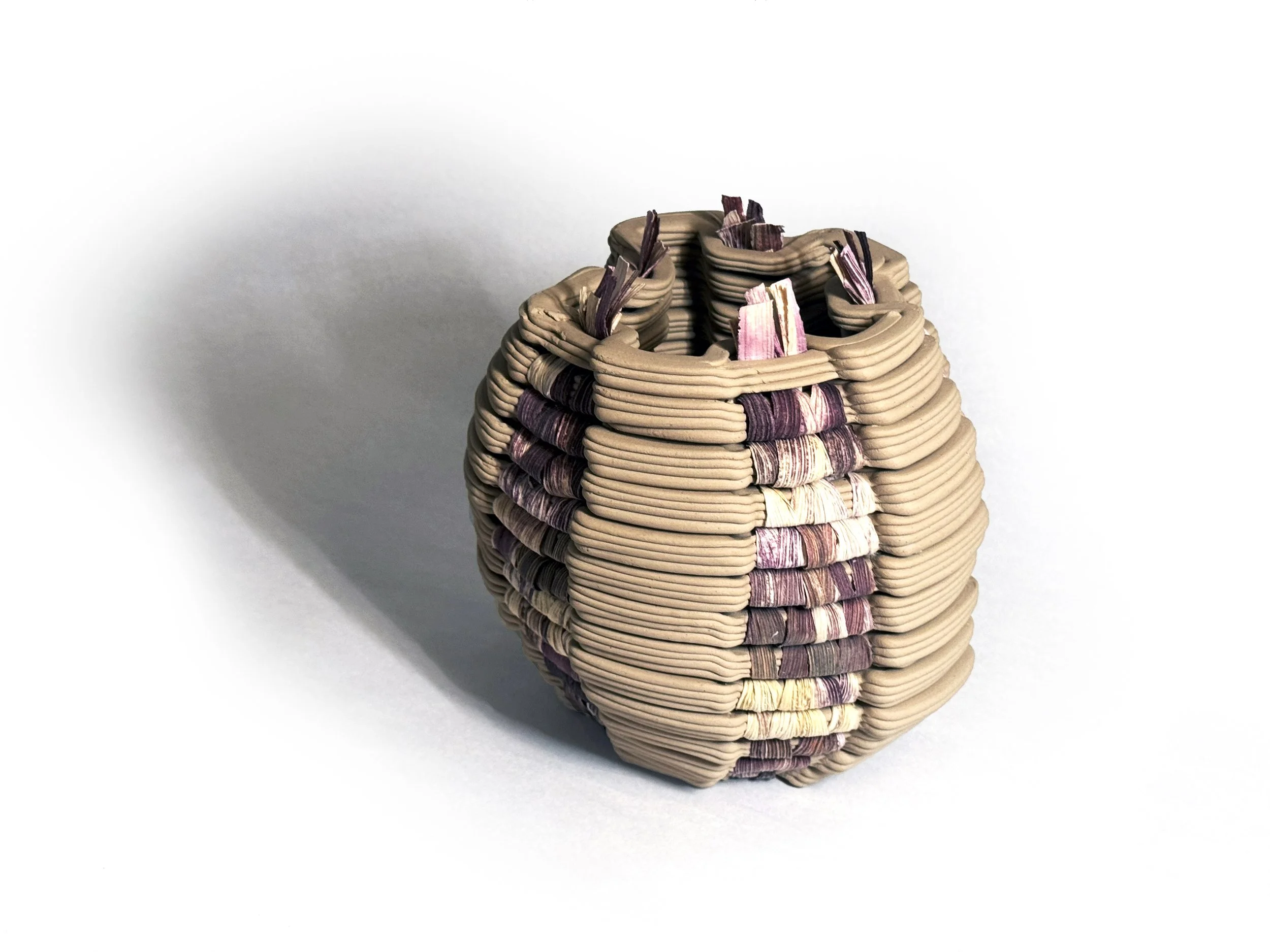 EdurneMorales_photocredit-EdurneMorales_Iximaltic-1_2025_3DPrintedClay+CornHusk_15x15x20cm_£2200_01.jpg