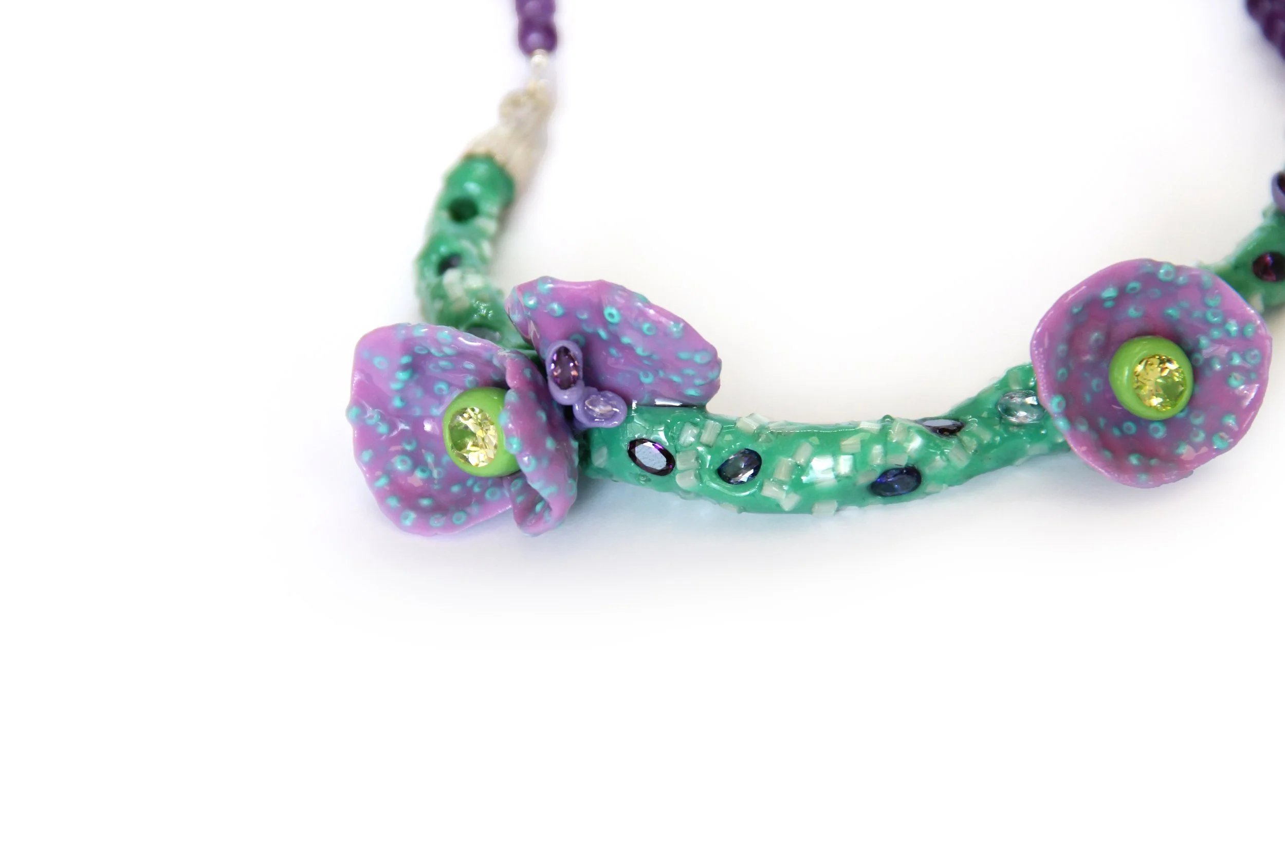 ValeriaBenalcazar_InnerReef_Necklace_1.jpg