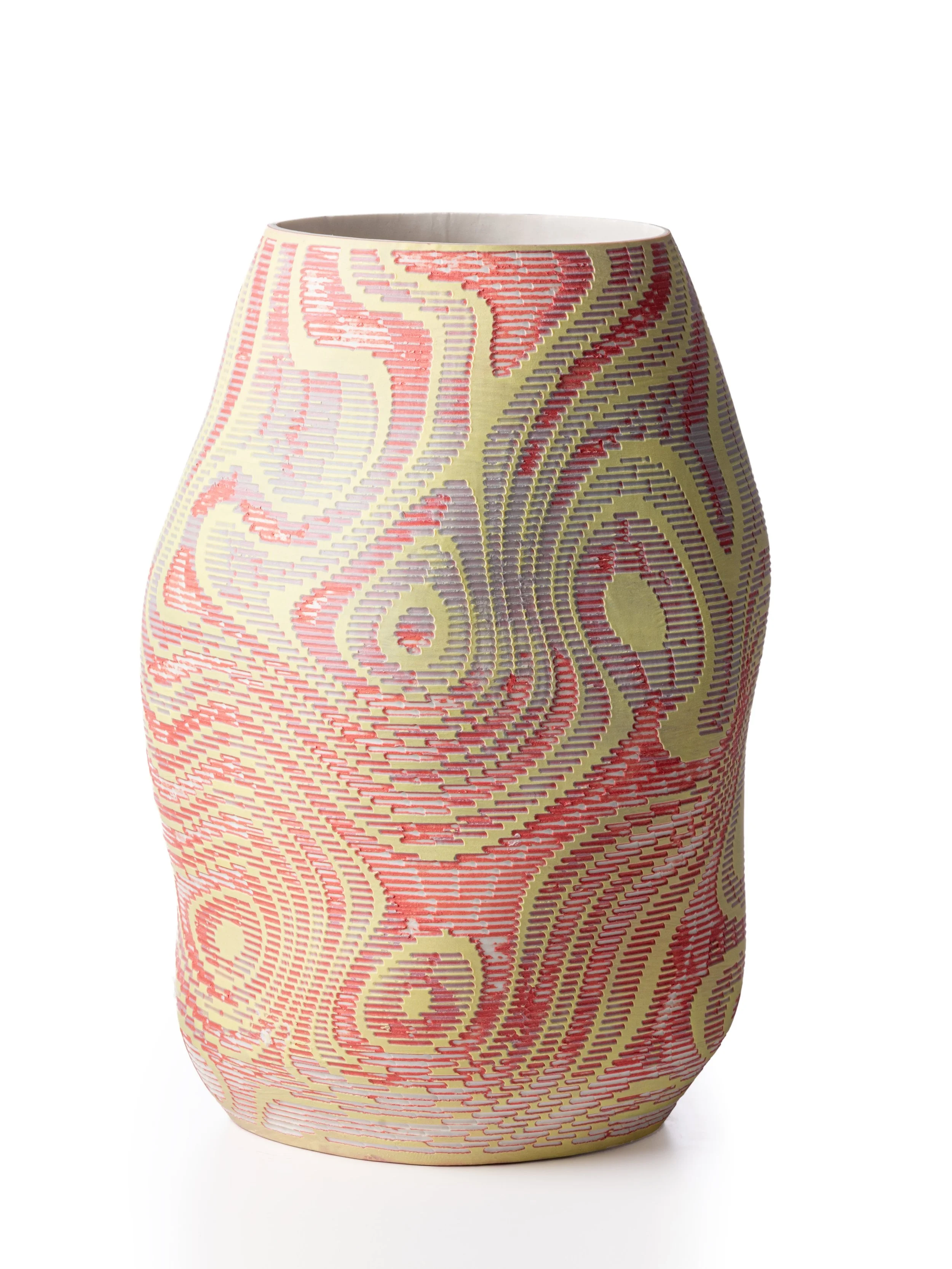 JUENGERKUEHN_Soft-Touch-Vase-1_2024_Porcelain_22x17x17cm_£700.jpg