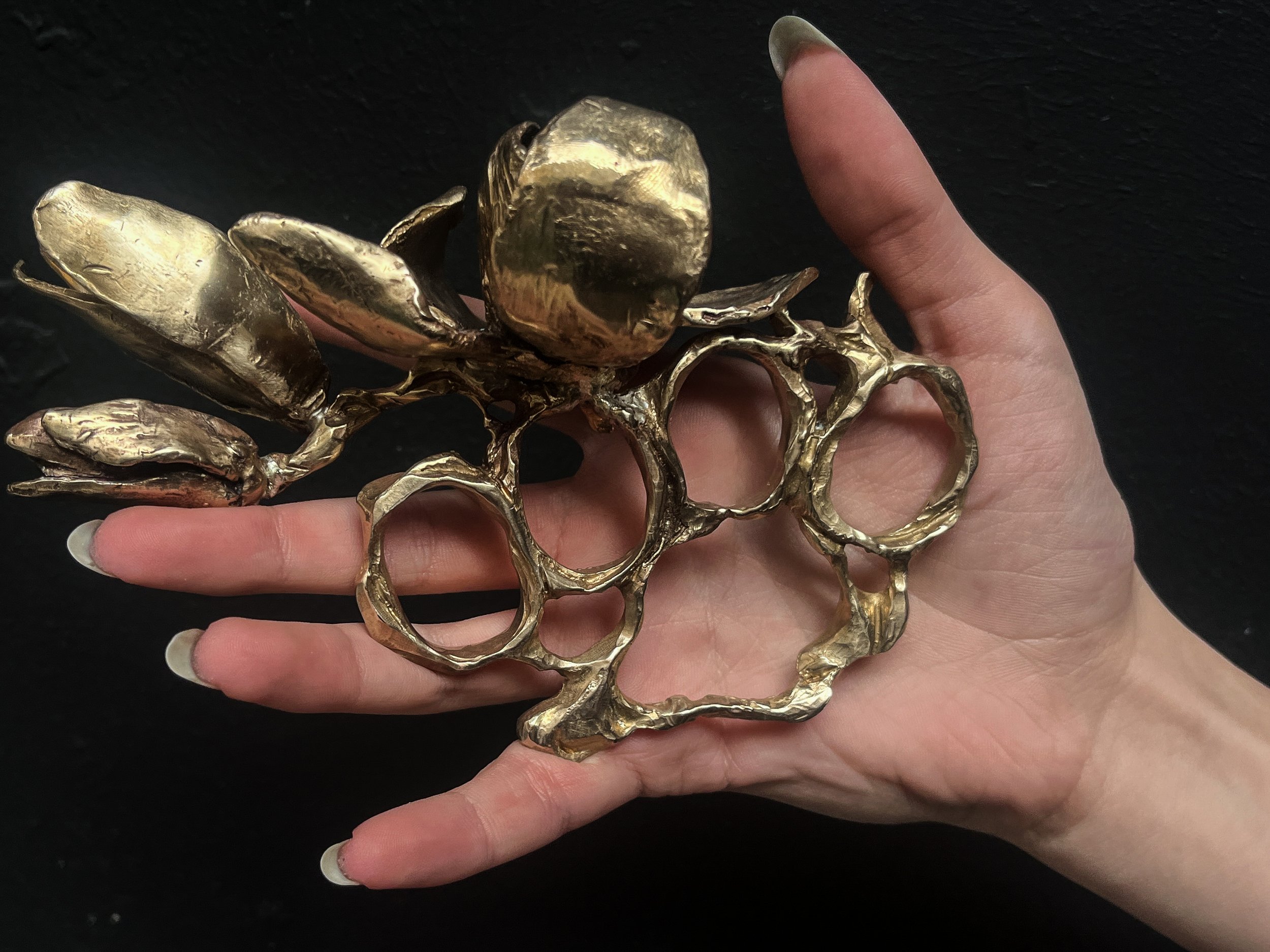 Copy of ALIFYA ARYASENA_POING WORN 4.jpg