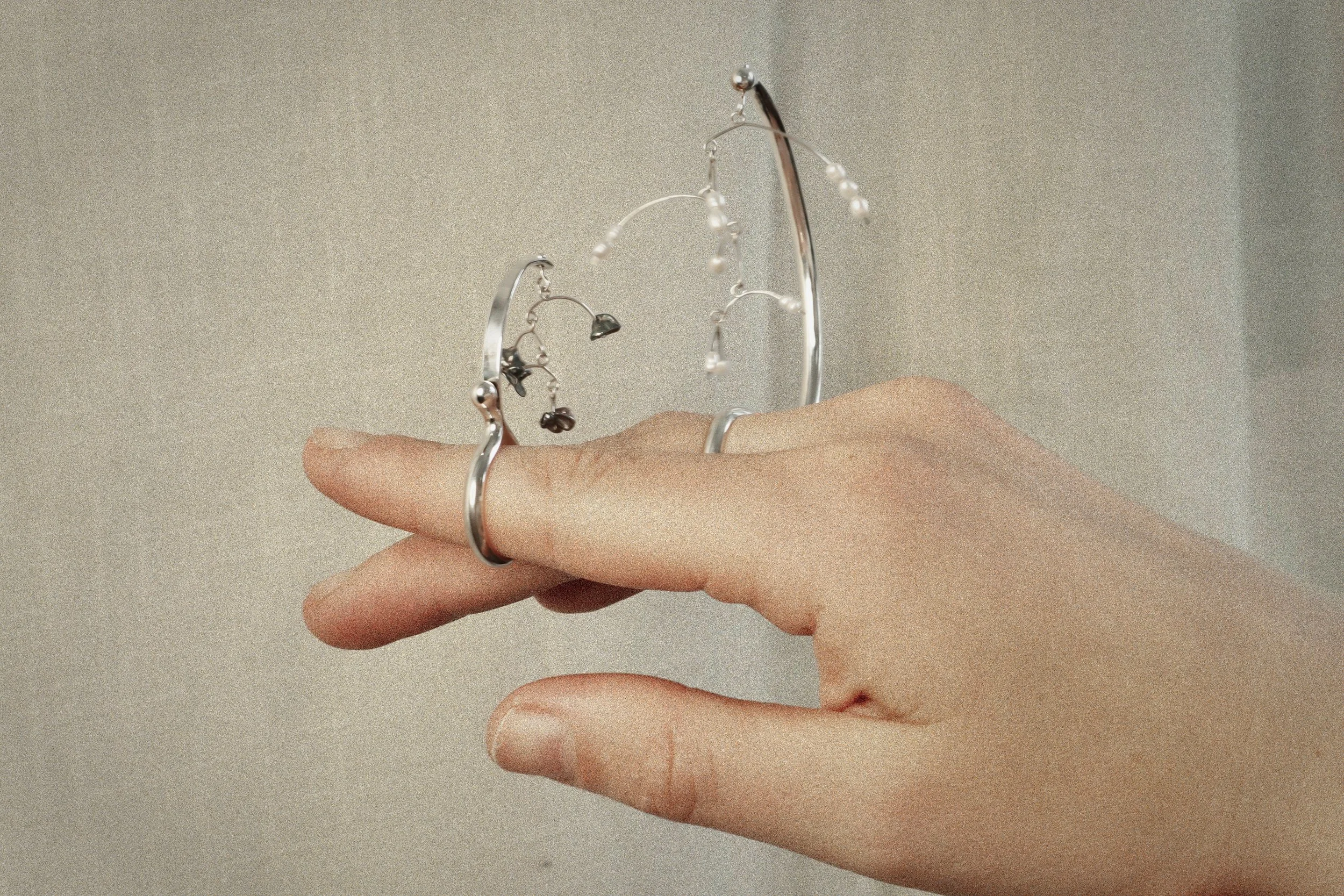 Sophie Kissin_ large and small balance rings.jpeg