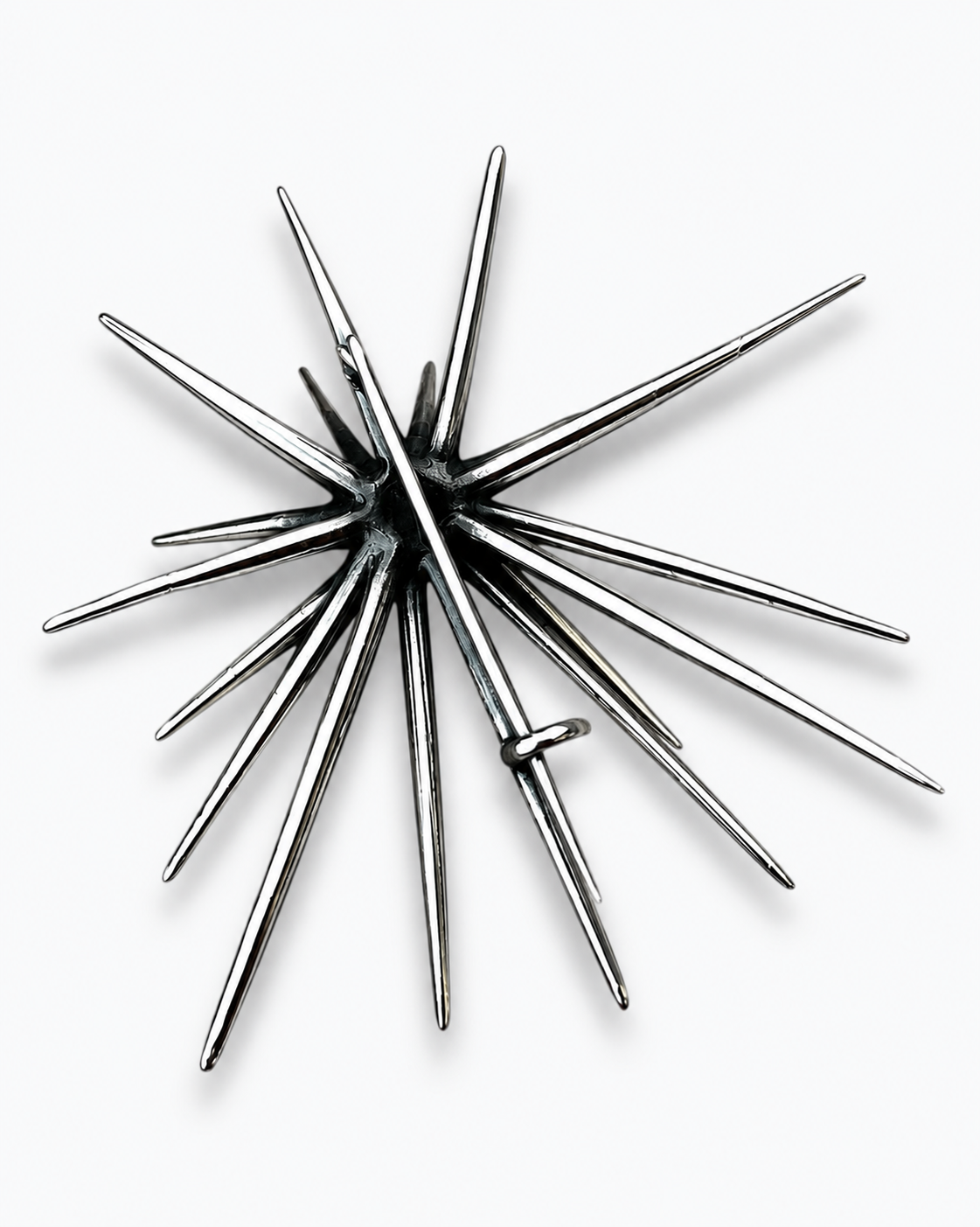 Ninimosi_Instinct13_2026_SterlingSilver_10x10x5.5cm_£625.PNG
