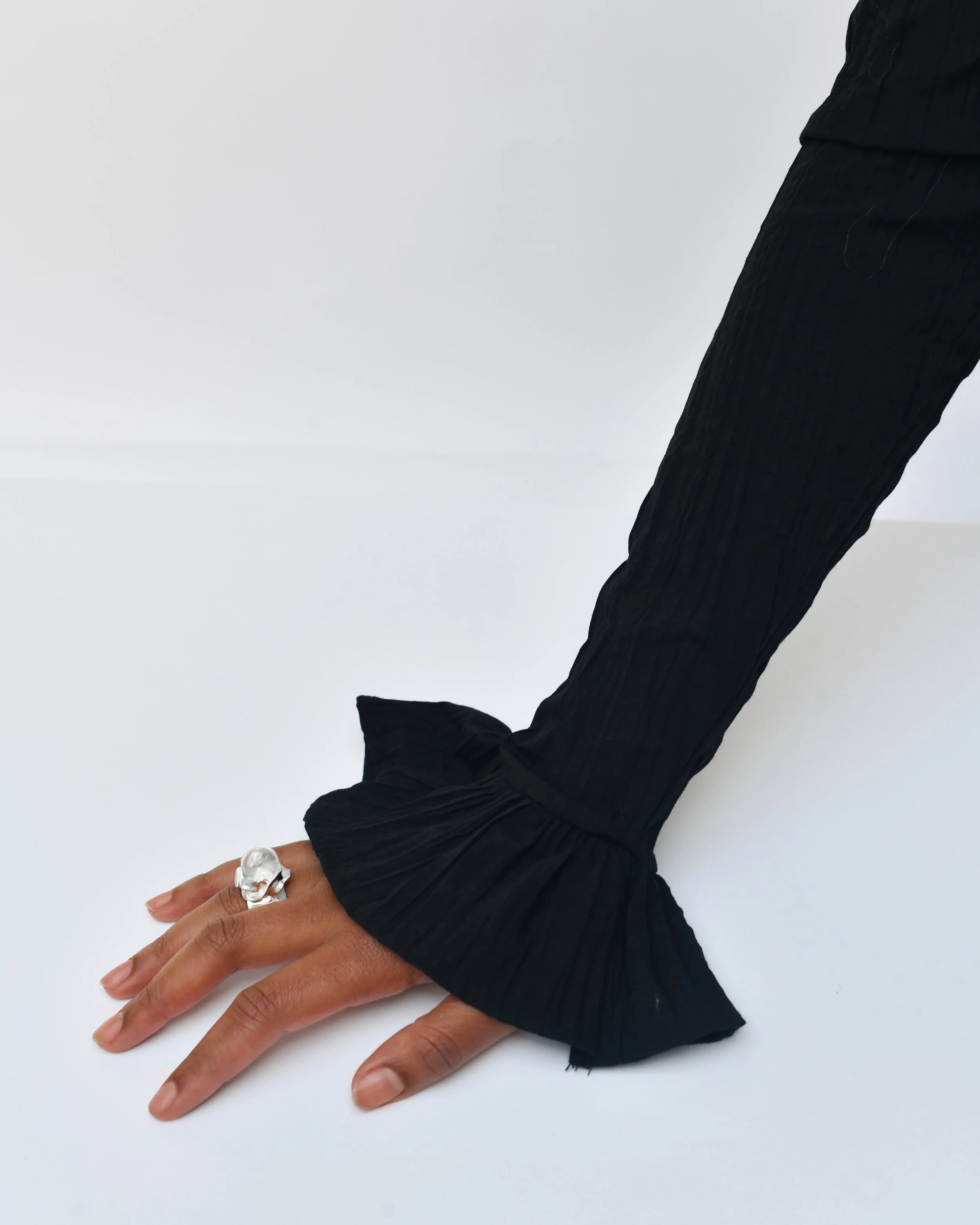 SHOP_Deborah Tseng_Quiet Ring 3.jpeg