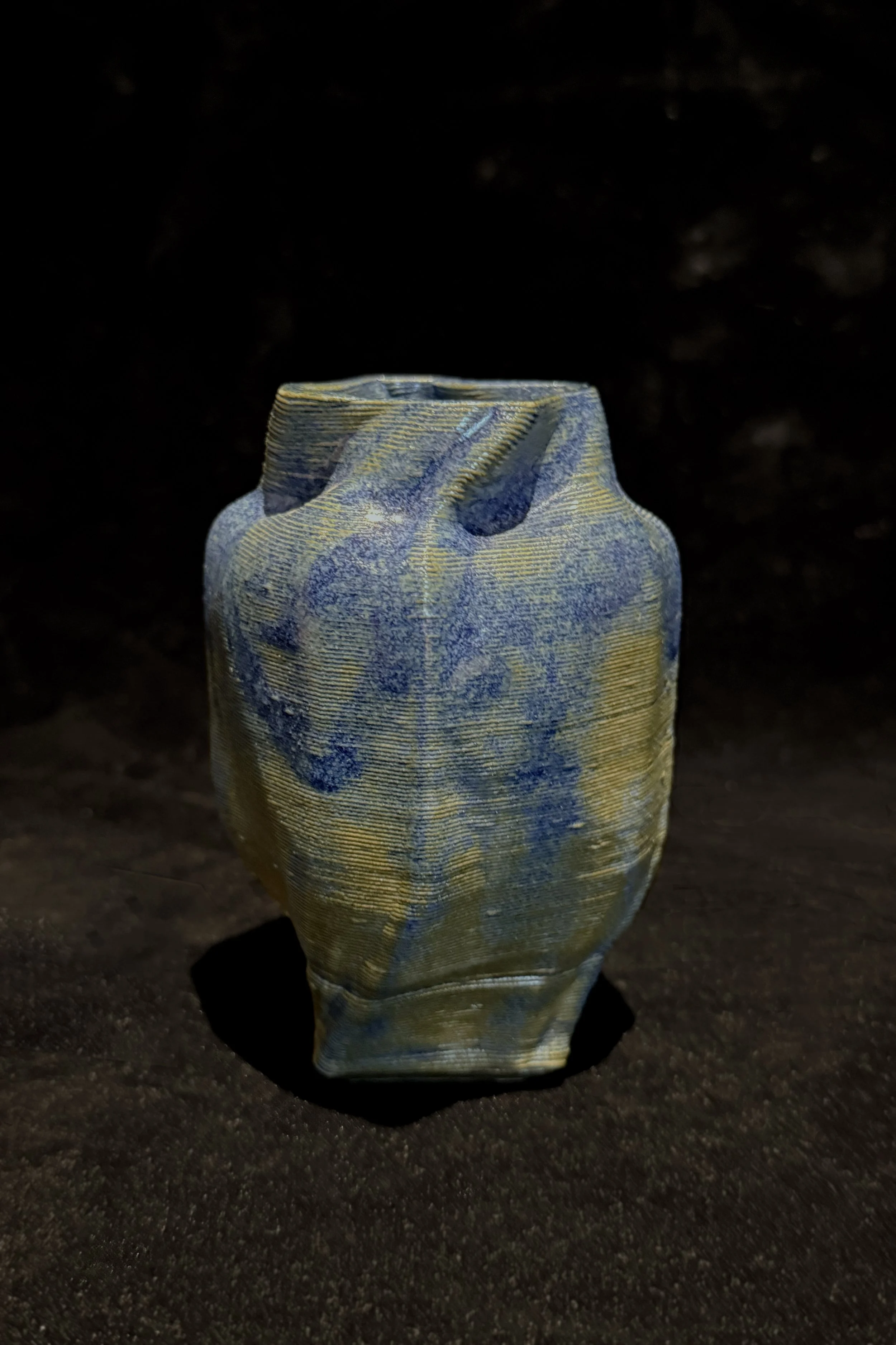 ZixuanZhang_BlueSunshine2_2025_GlazedPorcelain_11.5x7x7cm_£180.jpg