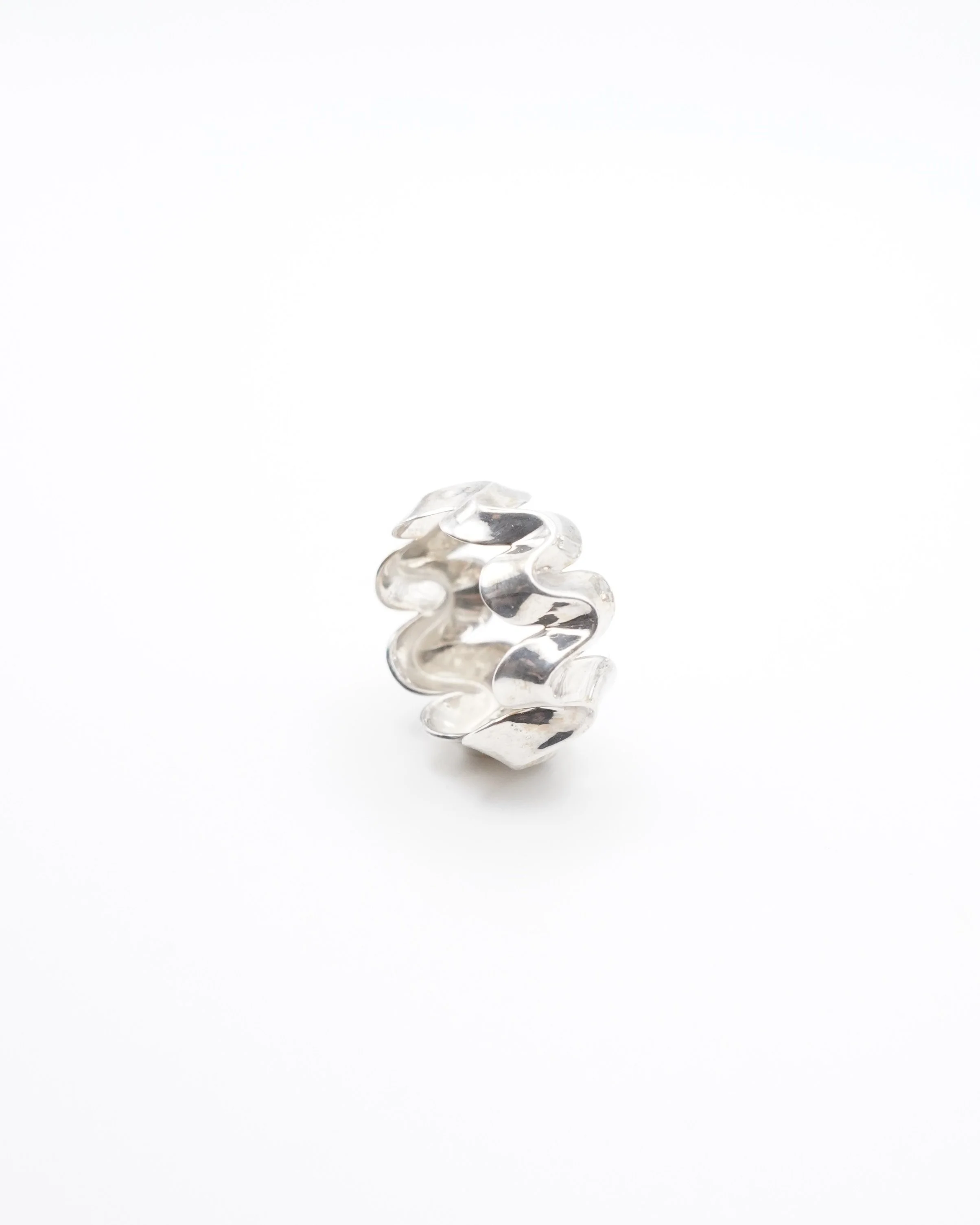 -- Ziyi Sun_Cycle 2_2025_Silver_2.2x2.2x1.5cm_£230.jpg