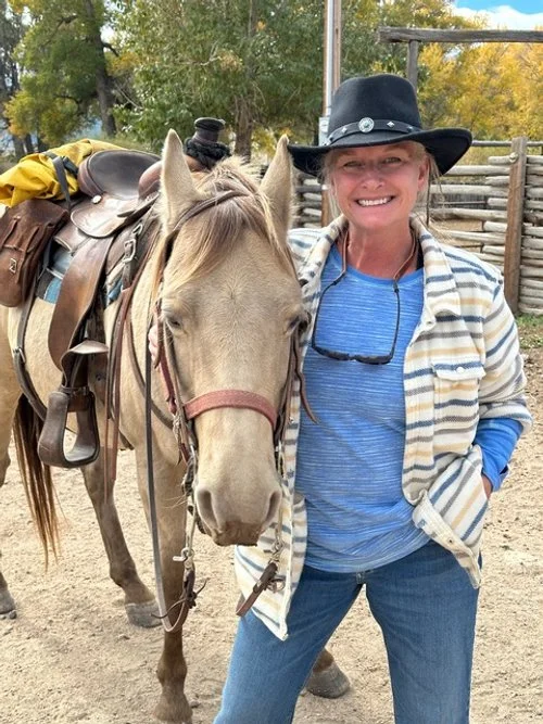 Heaven on Earth - Horse & Art Retreat 2025